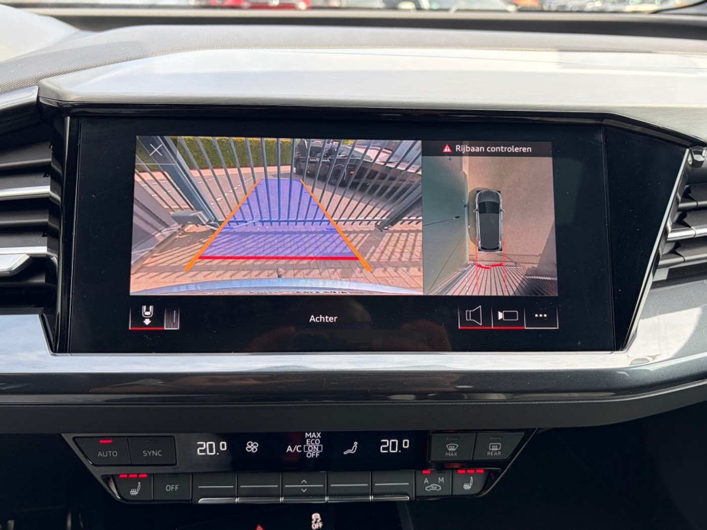 Foto van Audi Q4 40 E-tron