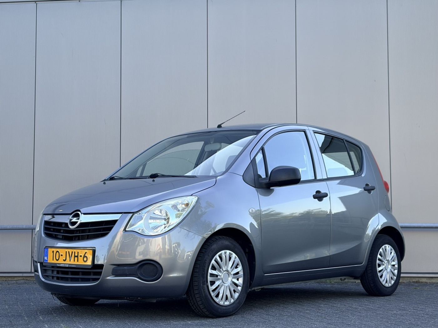 Opel Agila 1.0 Selection - NAP! - radio/cd 2009 - voorkant