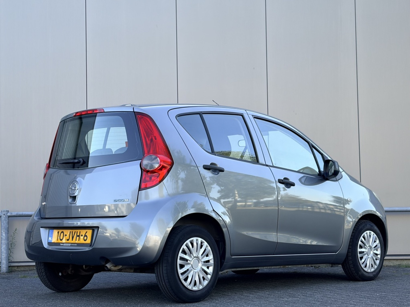Foto van Opel Agila