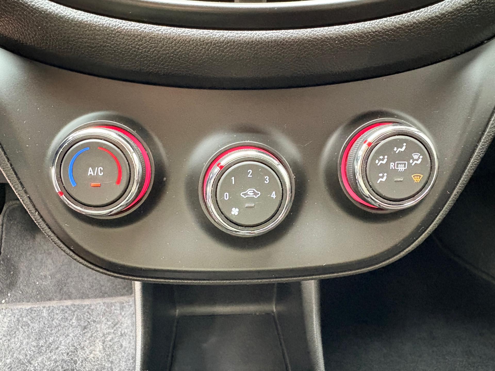 Foto van Opel Karl / Viva