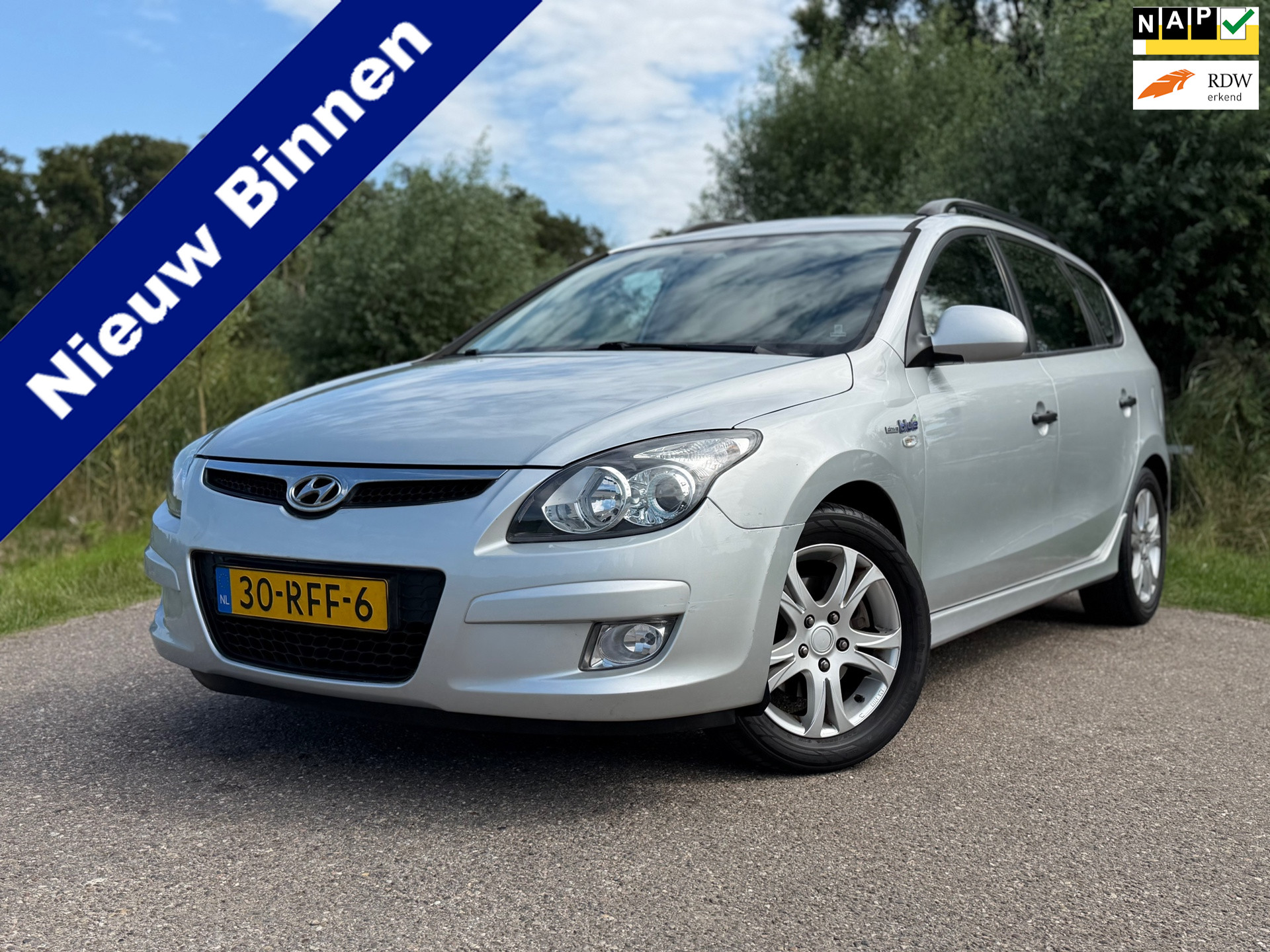Hyundai I 30cw 1.4i i-Drive Cool 99.000KM Clima 1ste Eigenaar NAP LMV Trekhaak Perfect Onderhouden 2011 - voorkant