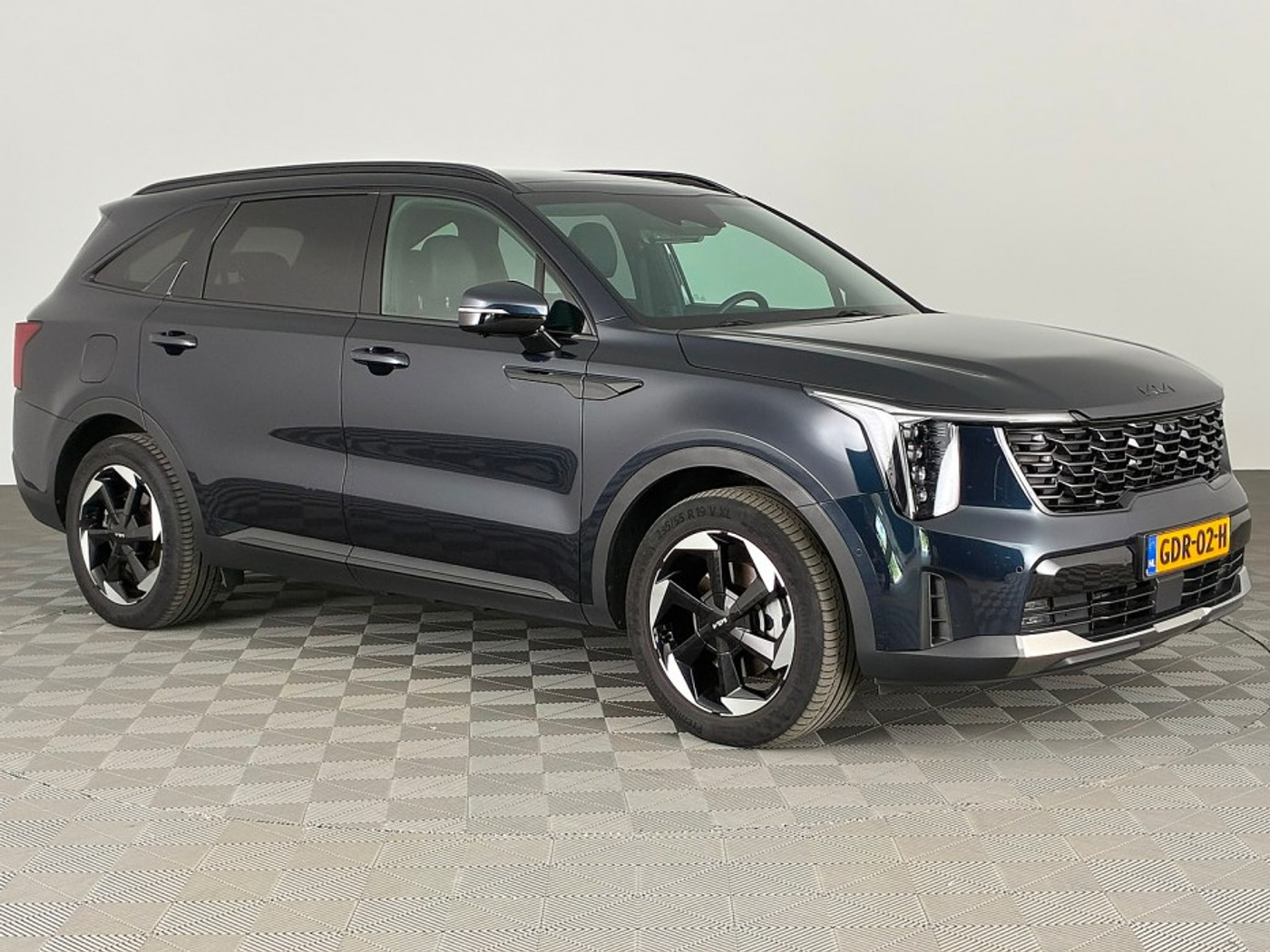 Kia Sorento 1.6 T-GDi Plug-in Hybrid 4WD ExecutiveLine 7p. ✅ 1e Eigenaar 2024 - voorkant