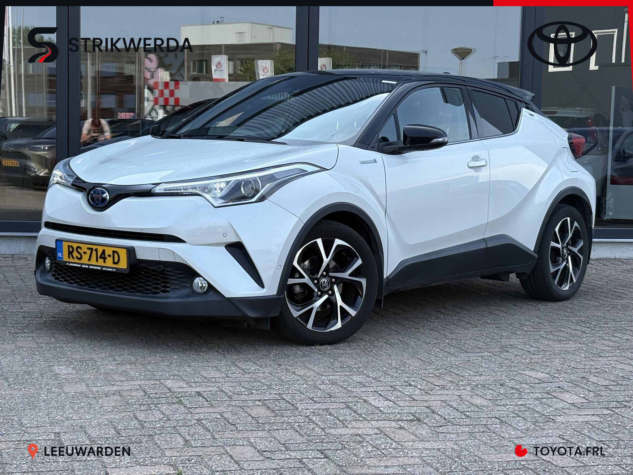 Toyota Toyota C-hr 1.8 Hybrid Bi-Tone Plus 2017 - voorkant