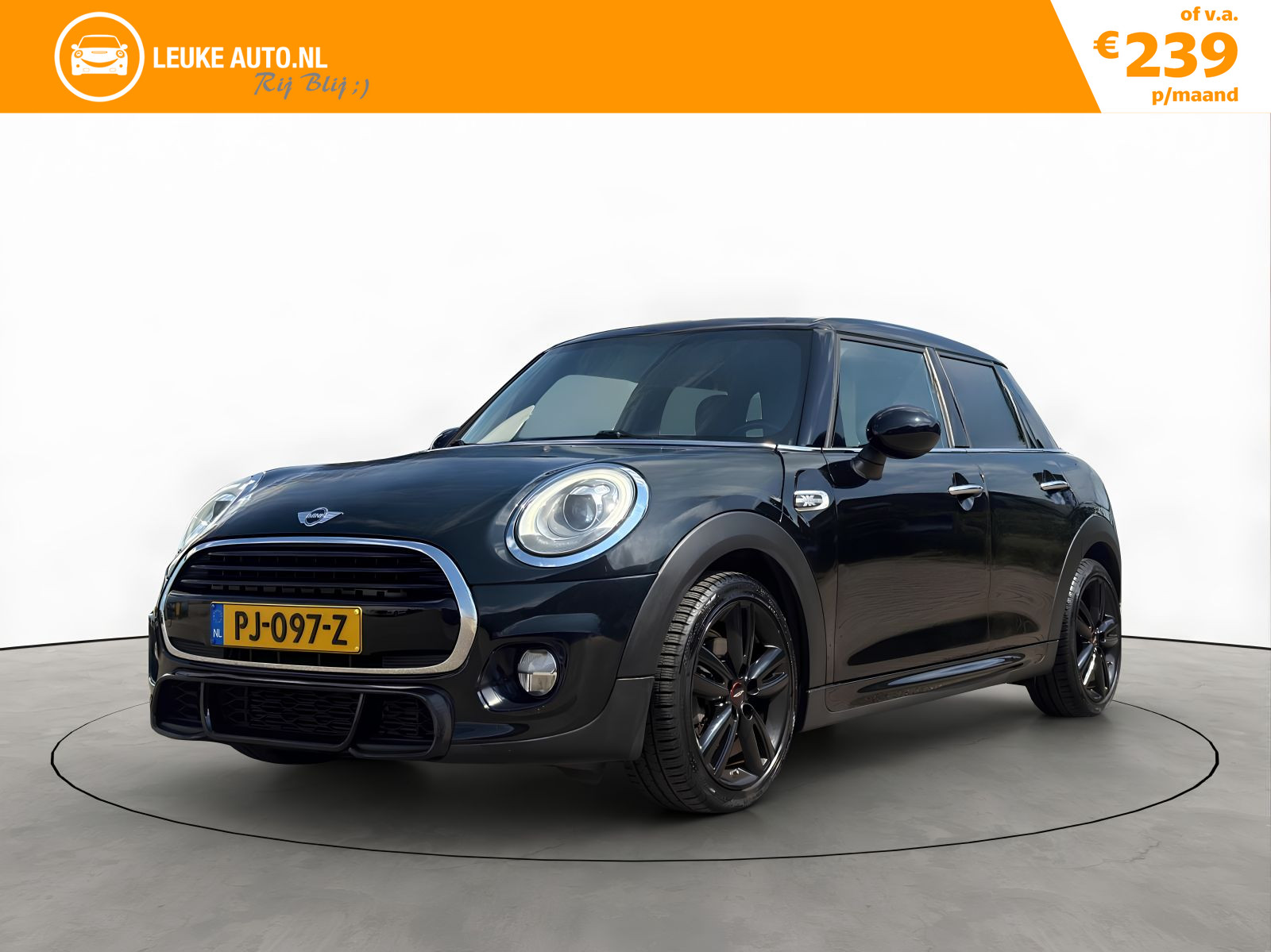 Mini Cooper 1.5 Cooper 136PK John Cooper Works 2017 - voorkant
