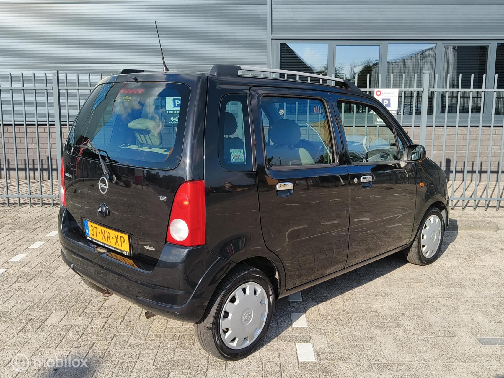 Foto van Opel Agila