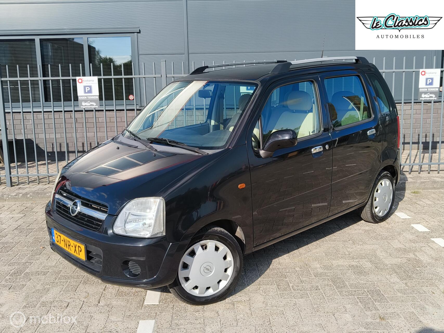 Opel Agila 1.2-16V Essentia 2004 - voorkant
