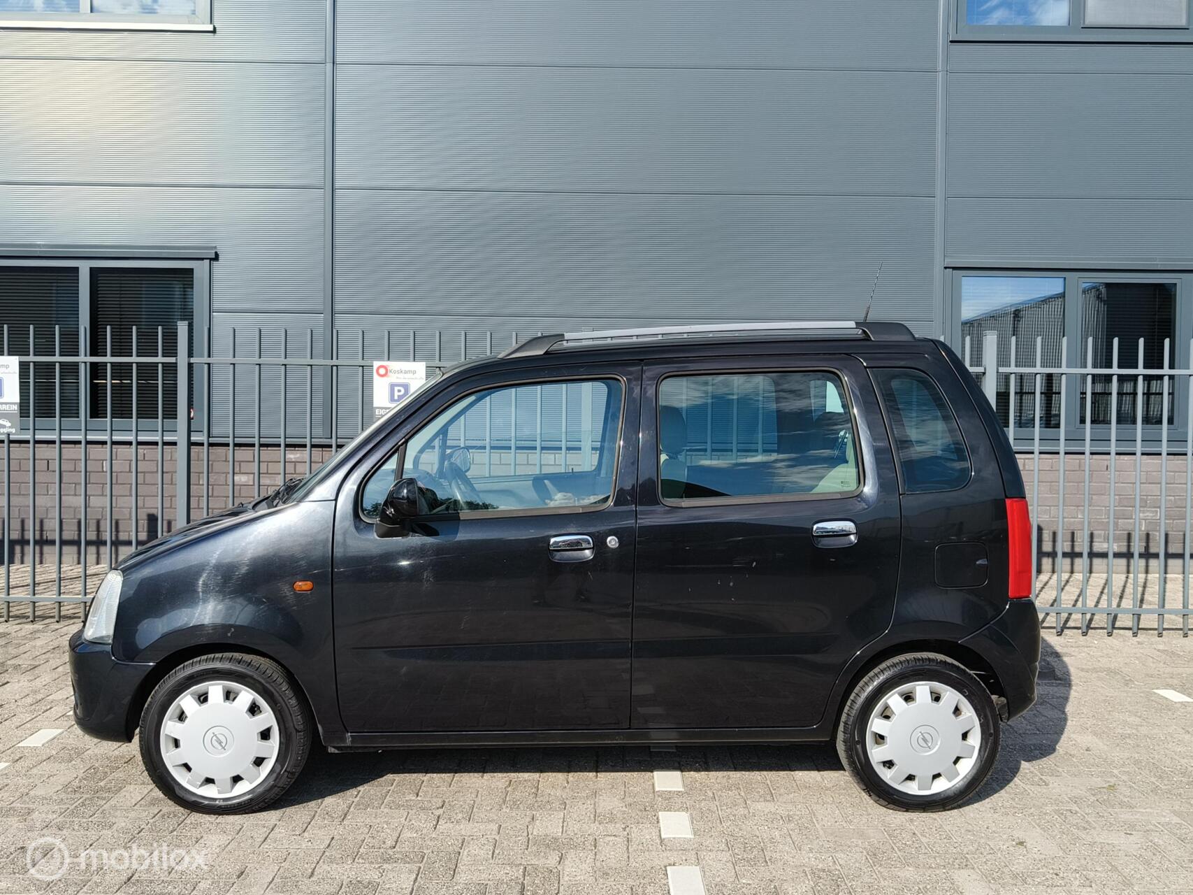 Foto van Opel Agila