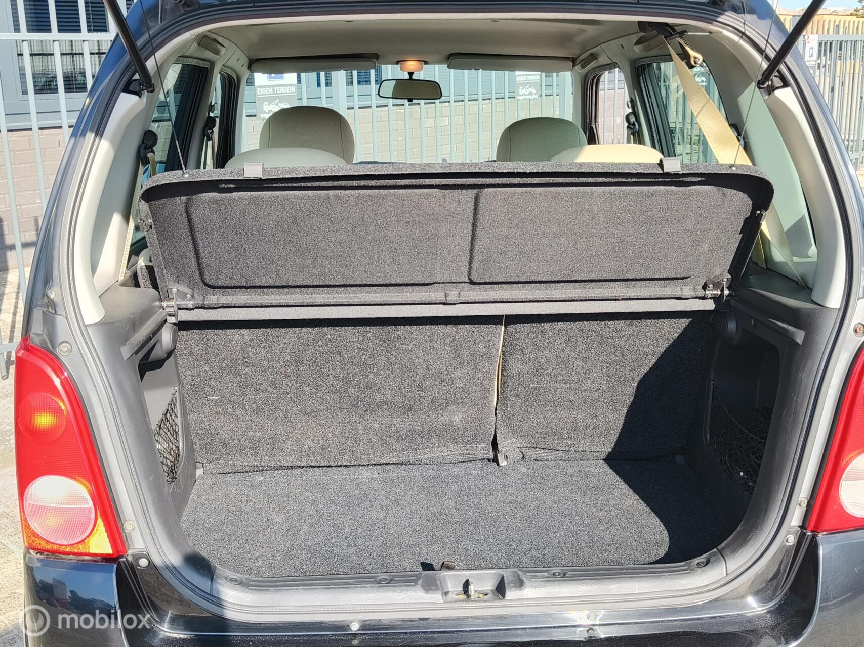 Foto van Opel Agila