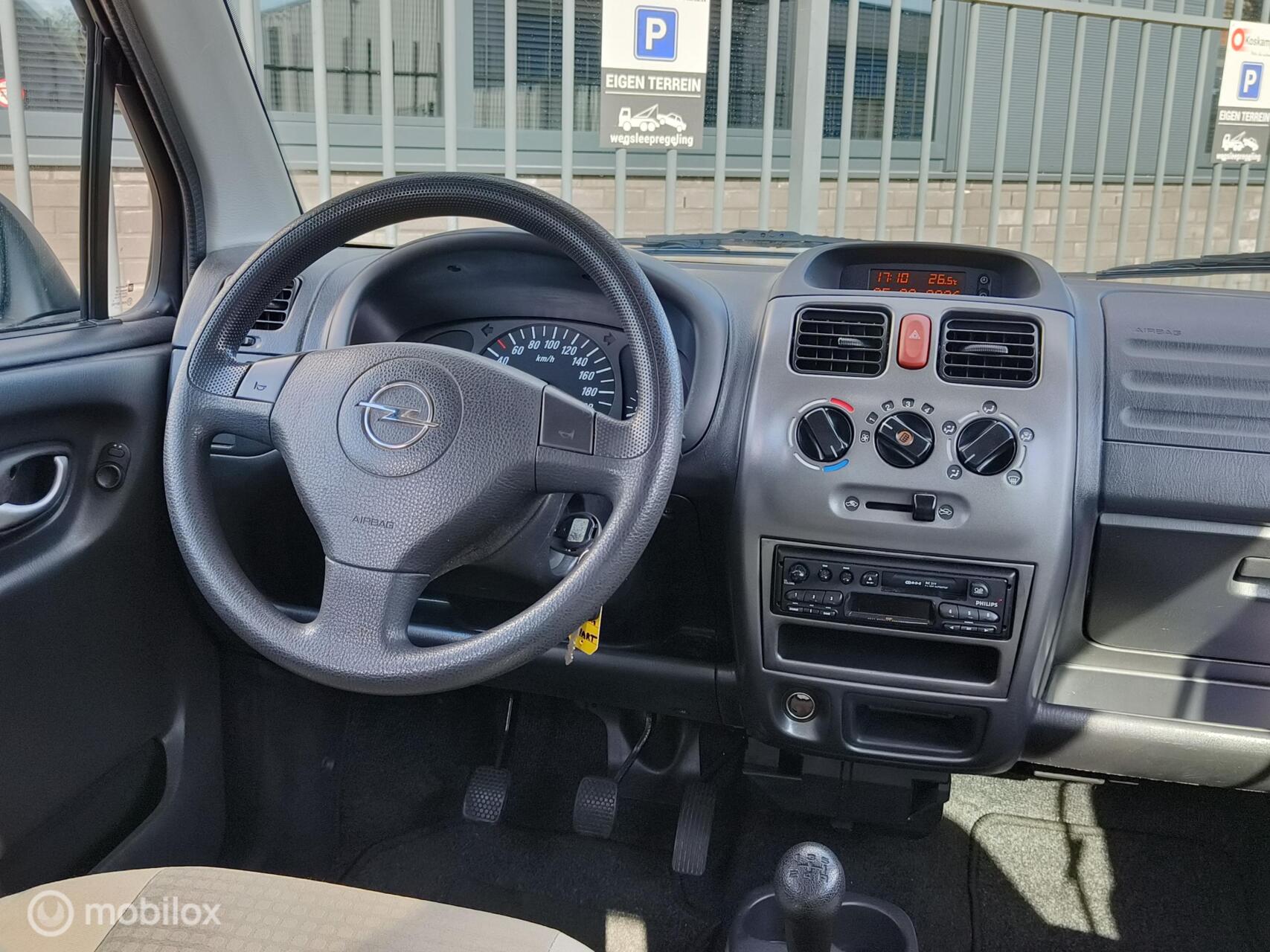 Foto van Opel Agila