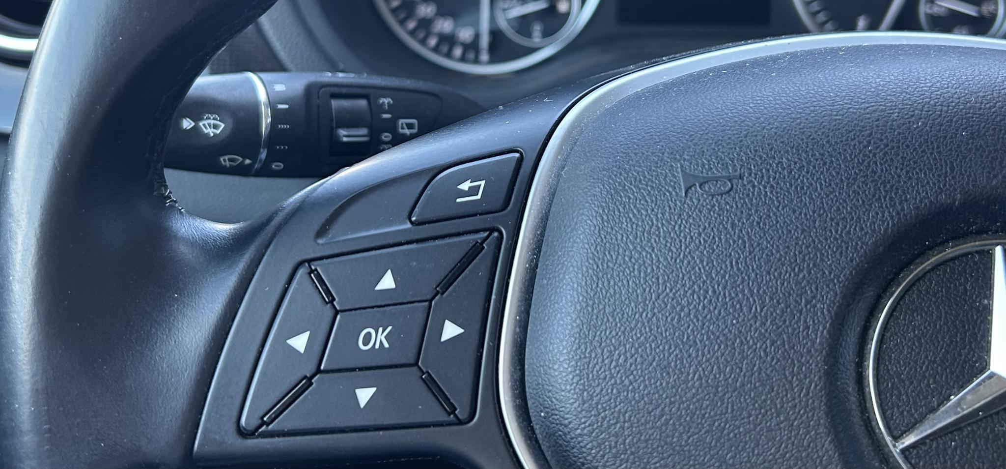 Foto van Mercedes-Benz B 180