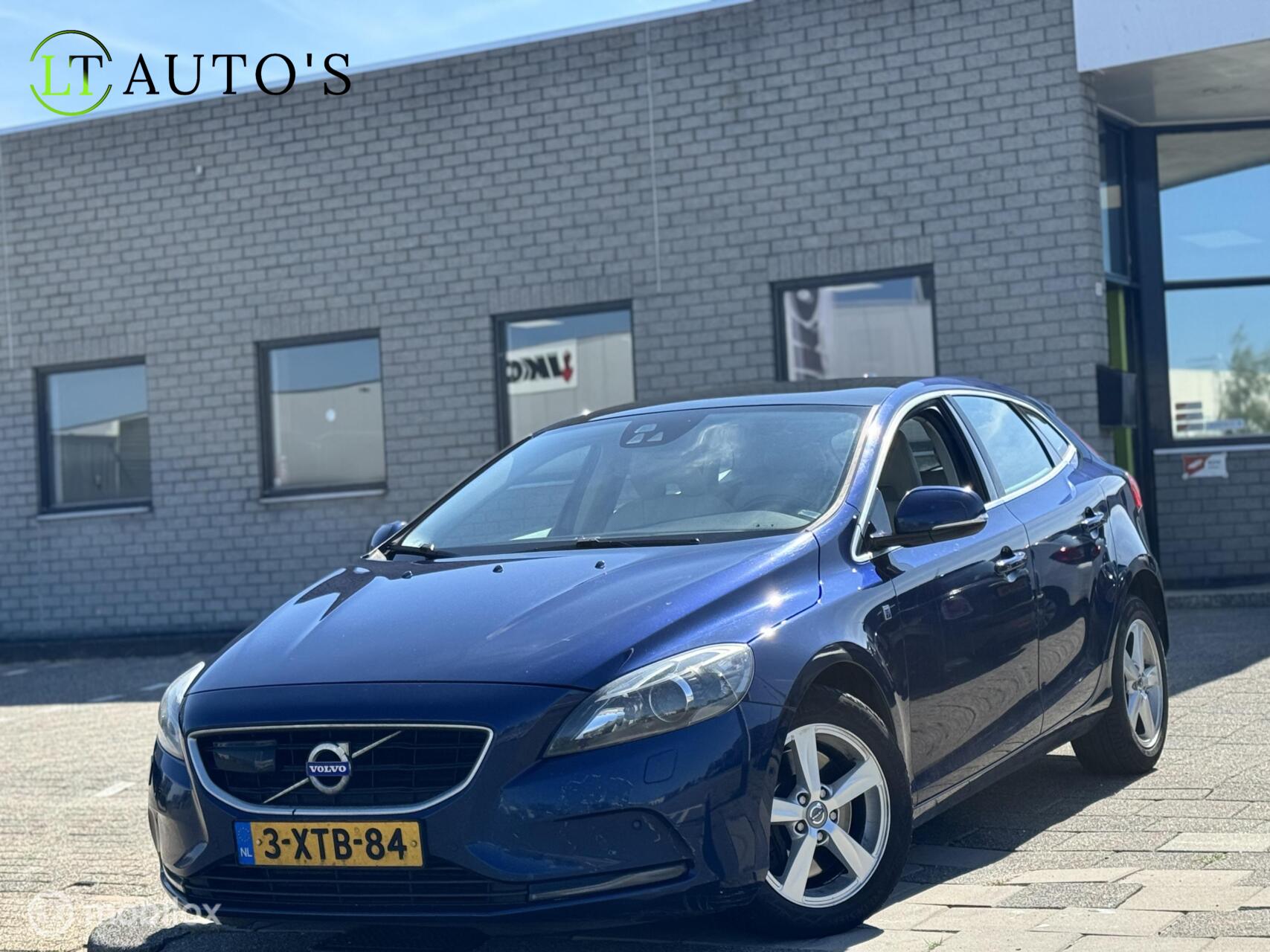 Volvo V40 2.0 D4 Ocean Race Business|Pano Camera Xenon Leer 2014 - voorkant