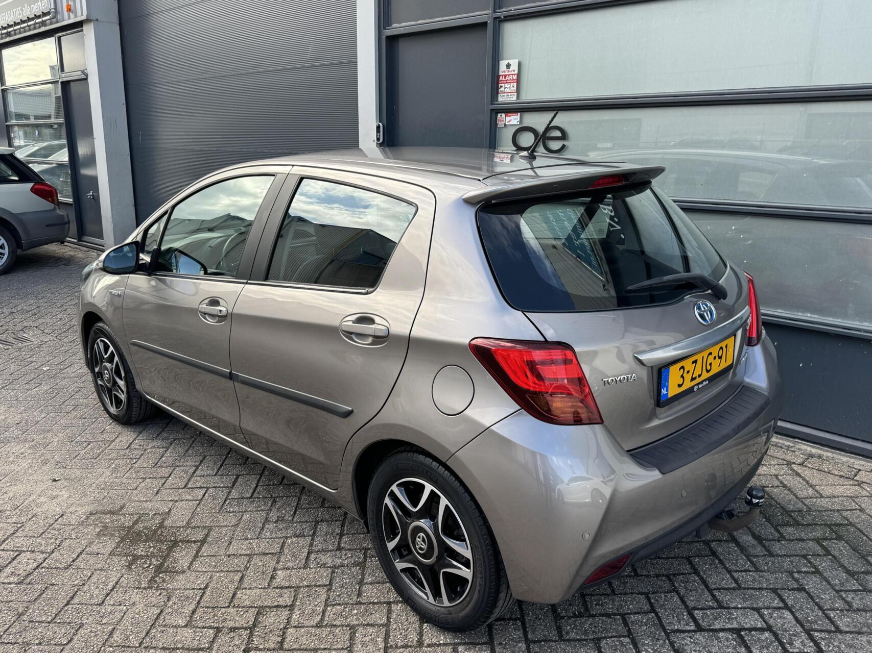 Foto van Toyota Toyota Yaris Hybrid