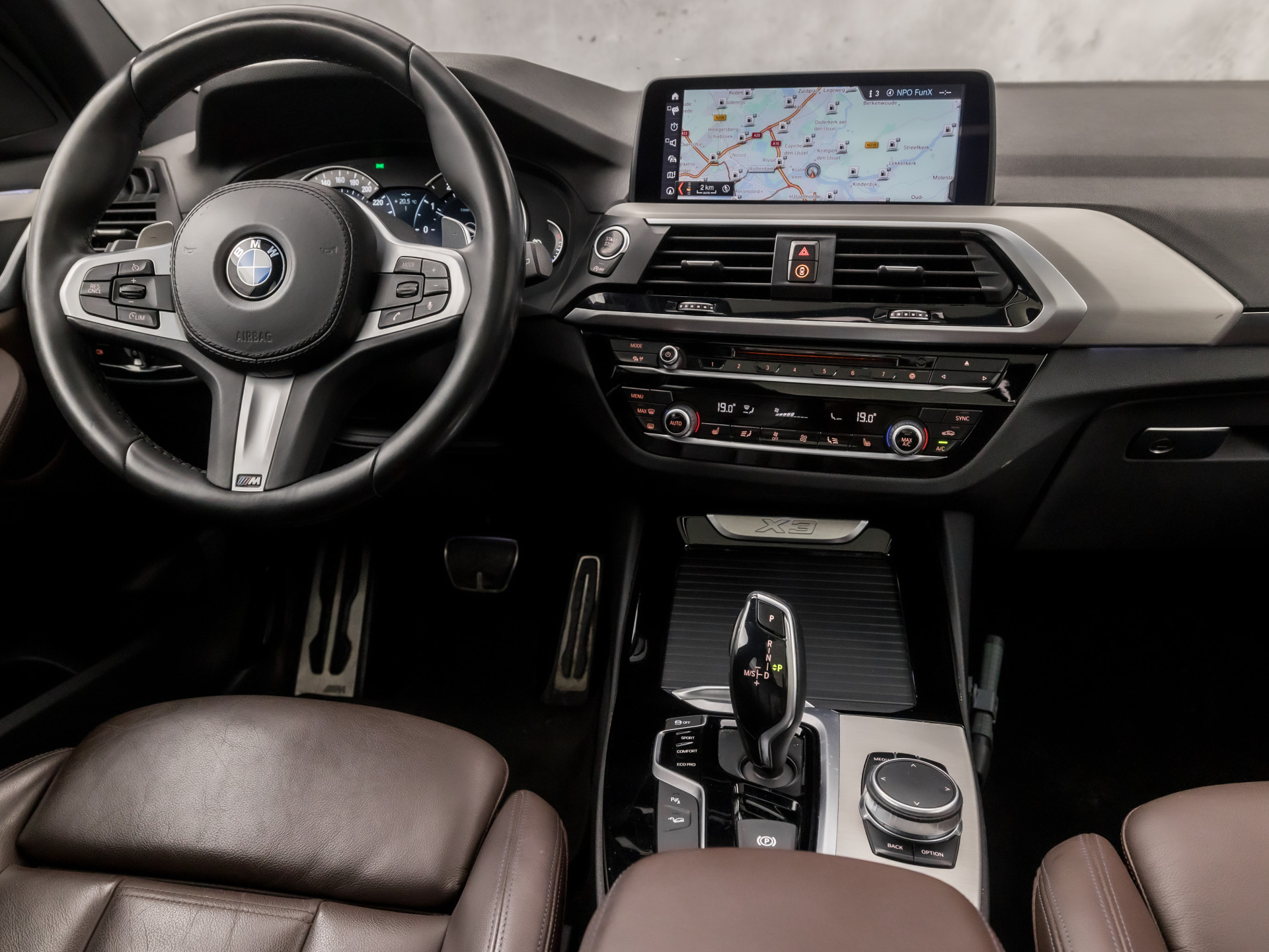Foto van BMW X3 Xdrive20i