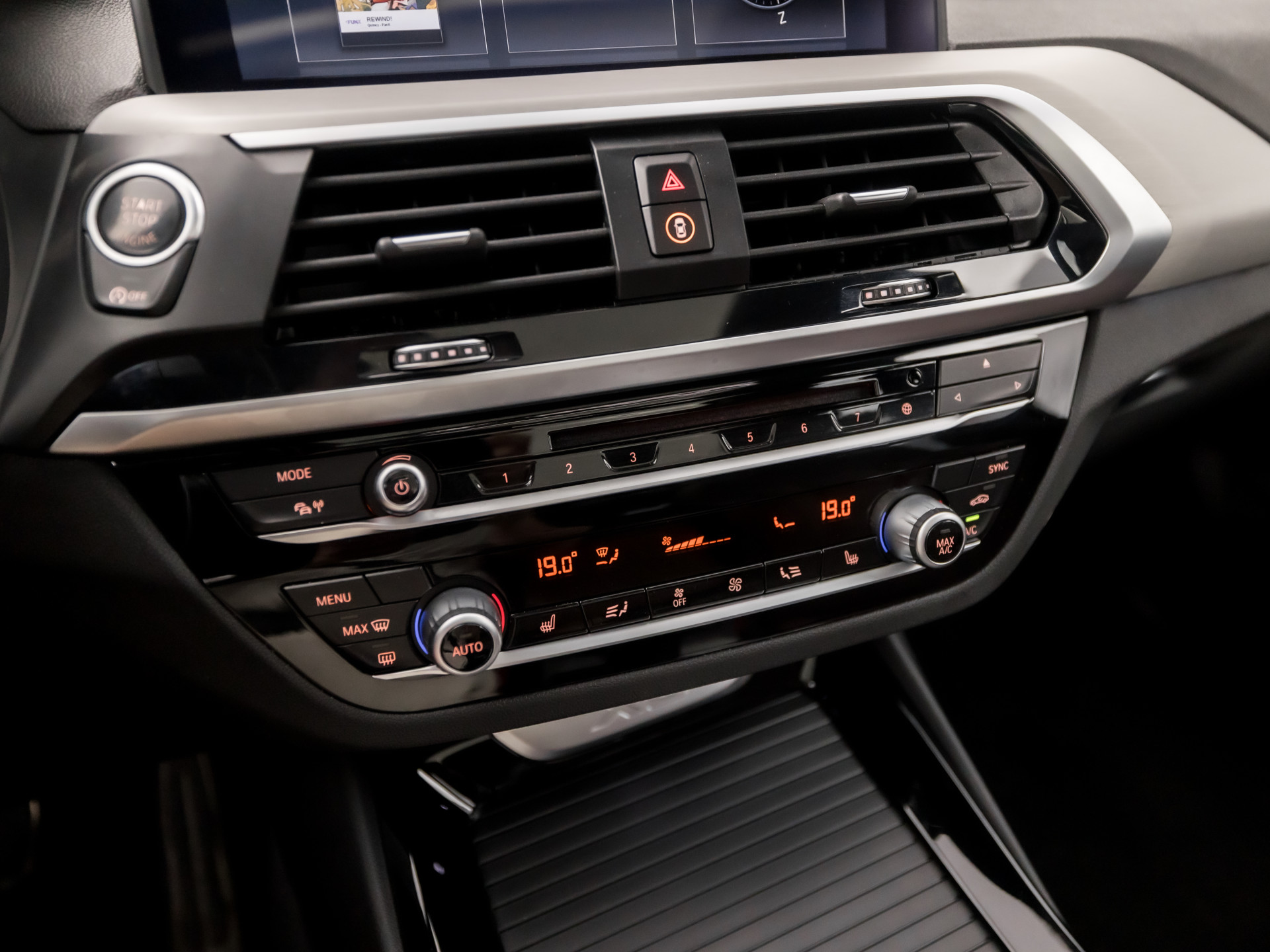 Foto van BMW X3 Xdrive20i