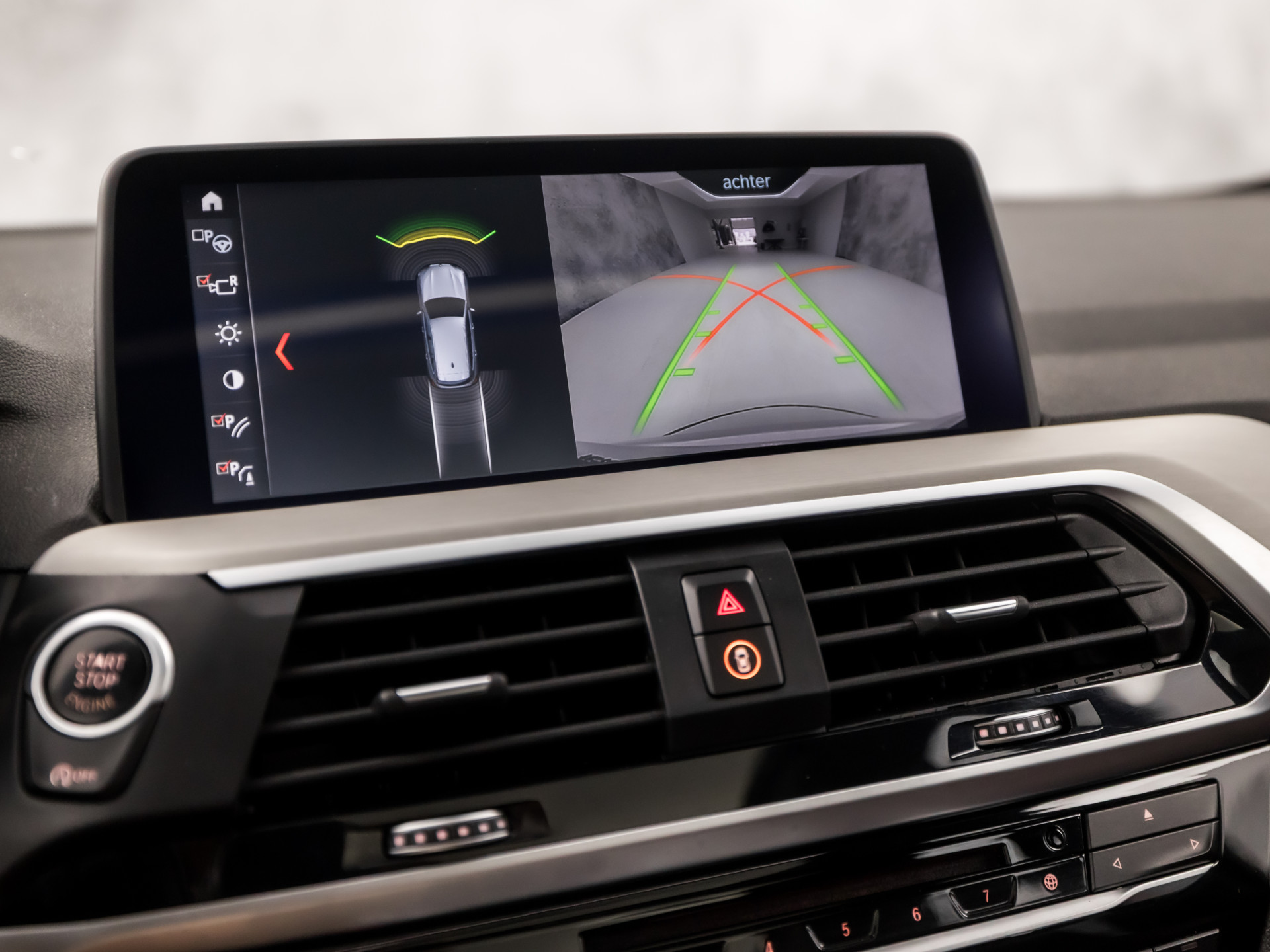 Foto van BMW X3 Xdrive20i