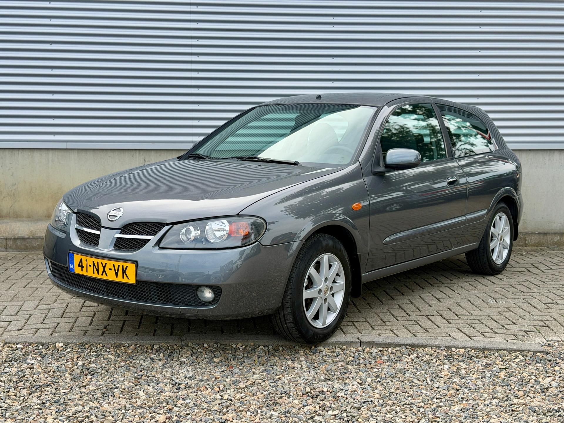 Nissan Nissan Almera 1.5 Acenta [ ecc,lmv,trekhaak ] 2004 - voorkant