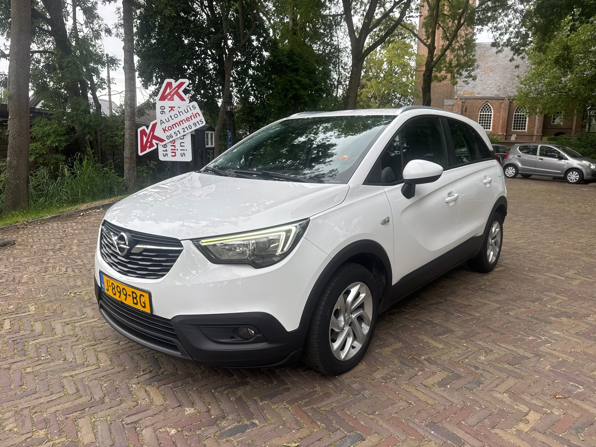 Opel Crossland X 1.2 Edition. Wij zijn altijd de goedkoopste met de beste Vakgarage BOVAG service. 2020 - voorkant