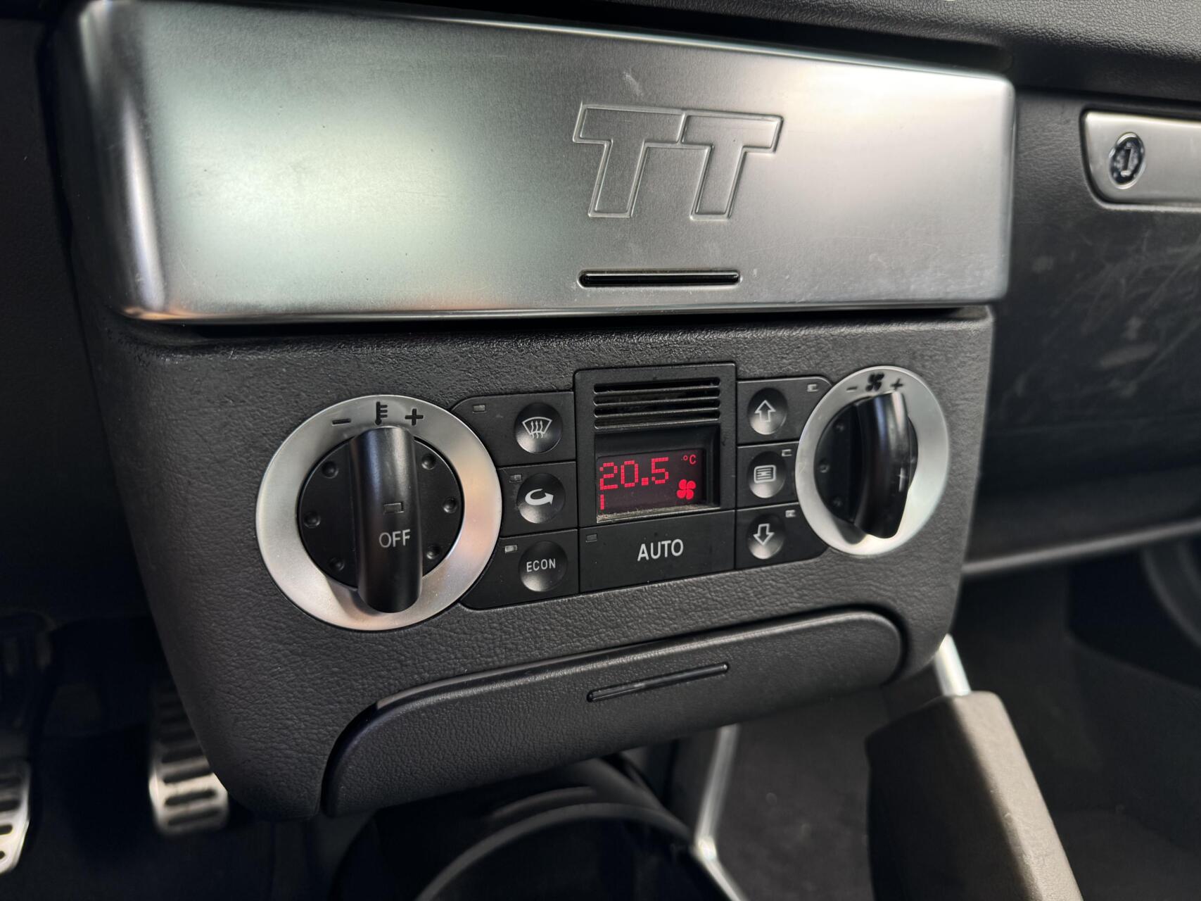 Foto van Audi TT Roadster