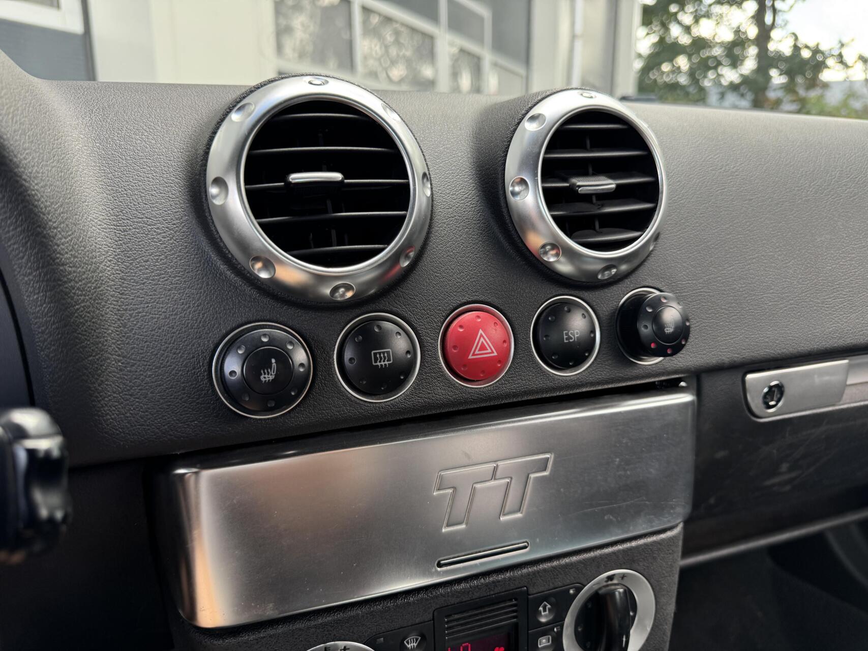 Foto van Audi TT Roadster