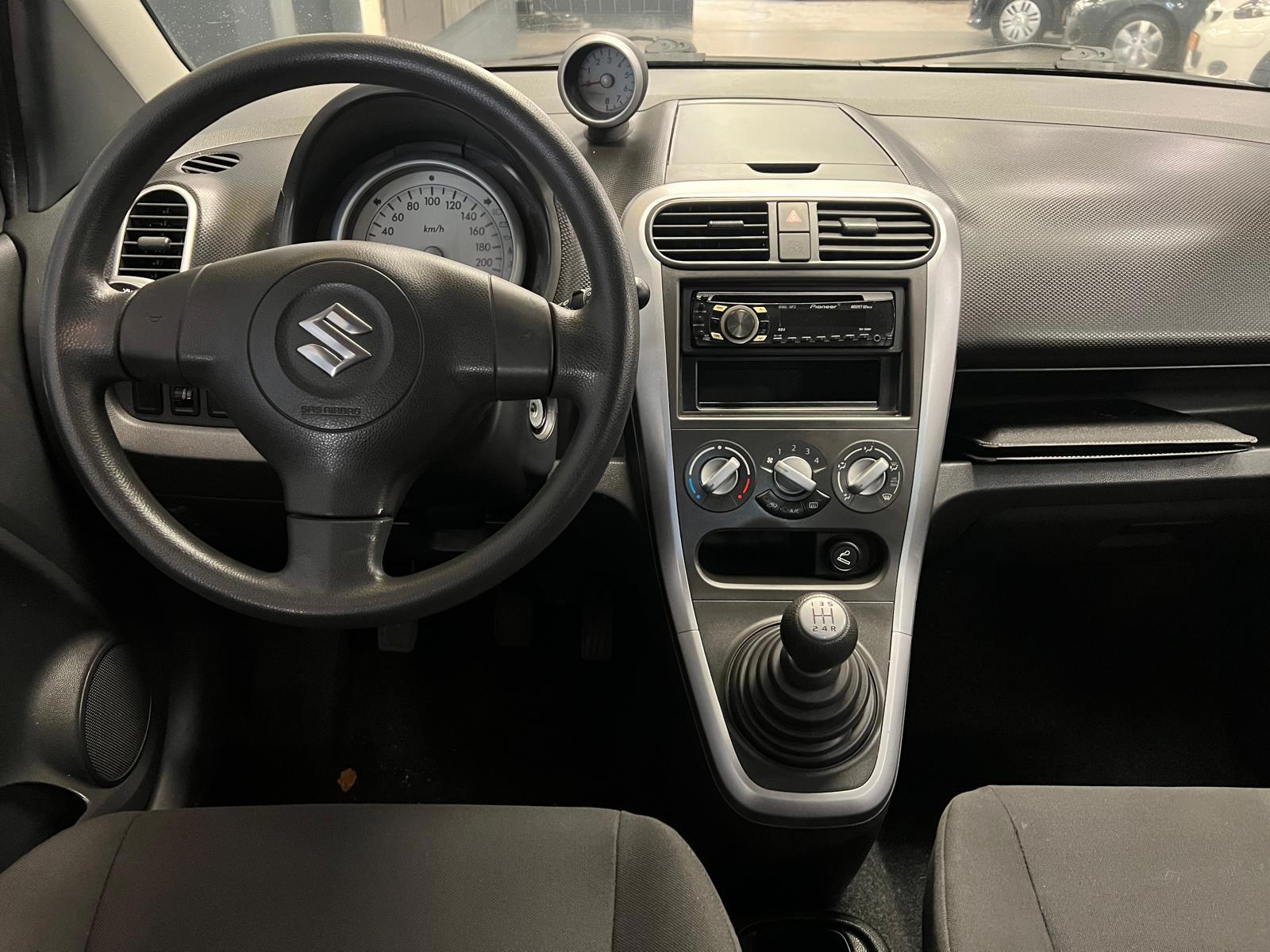 Foto van Suzuki Splash