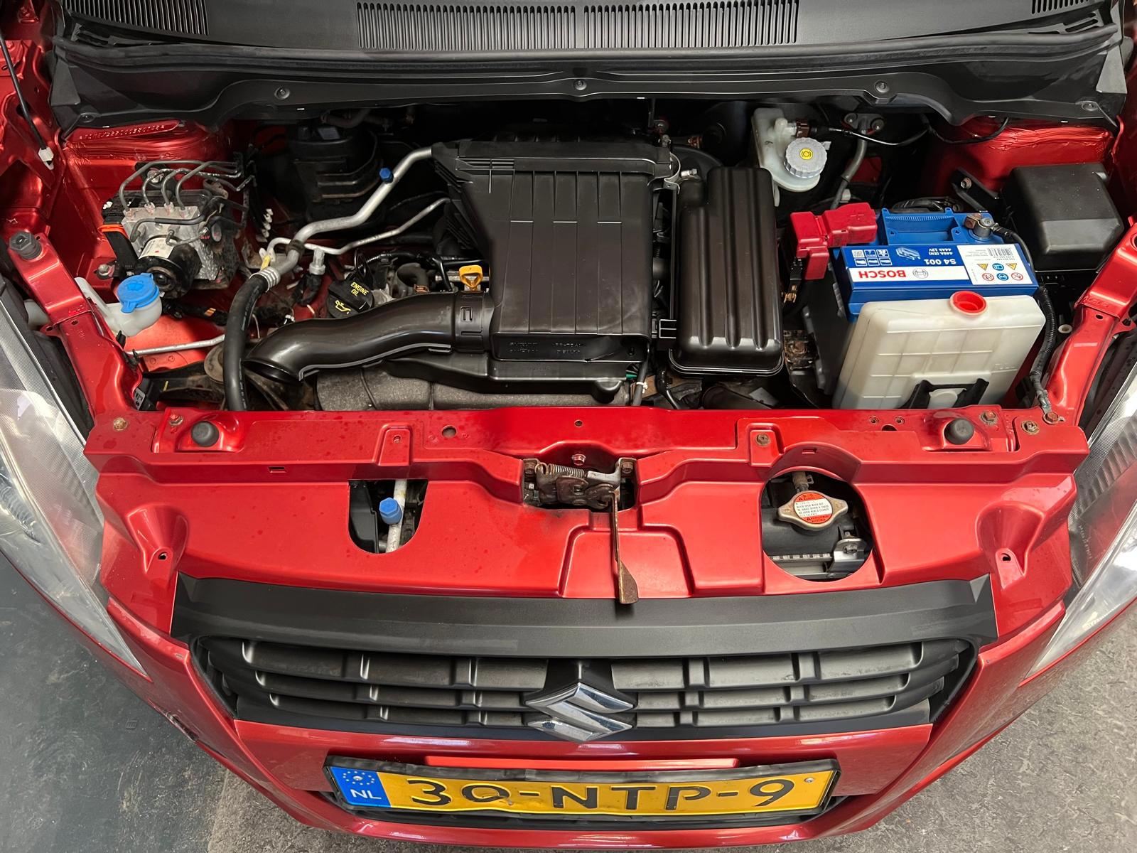 Foto van Suzuki Splash