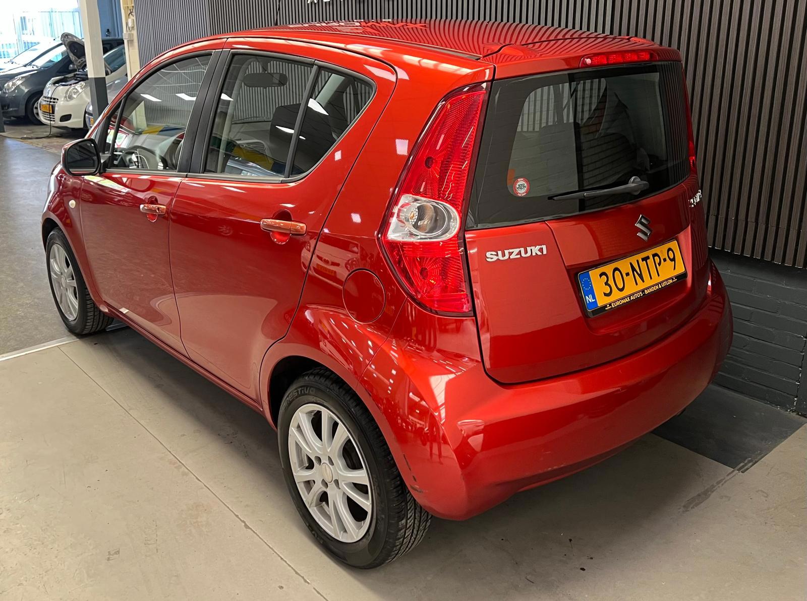 Foto van Suzuki Splash