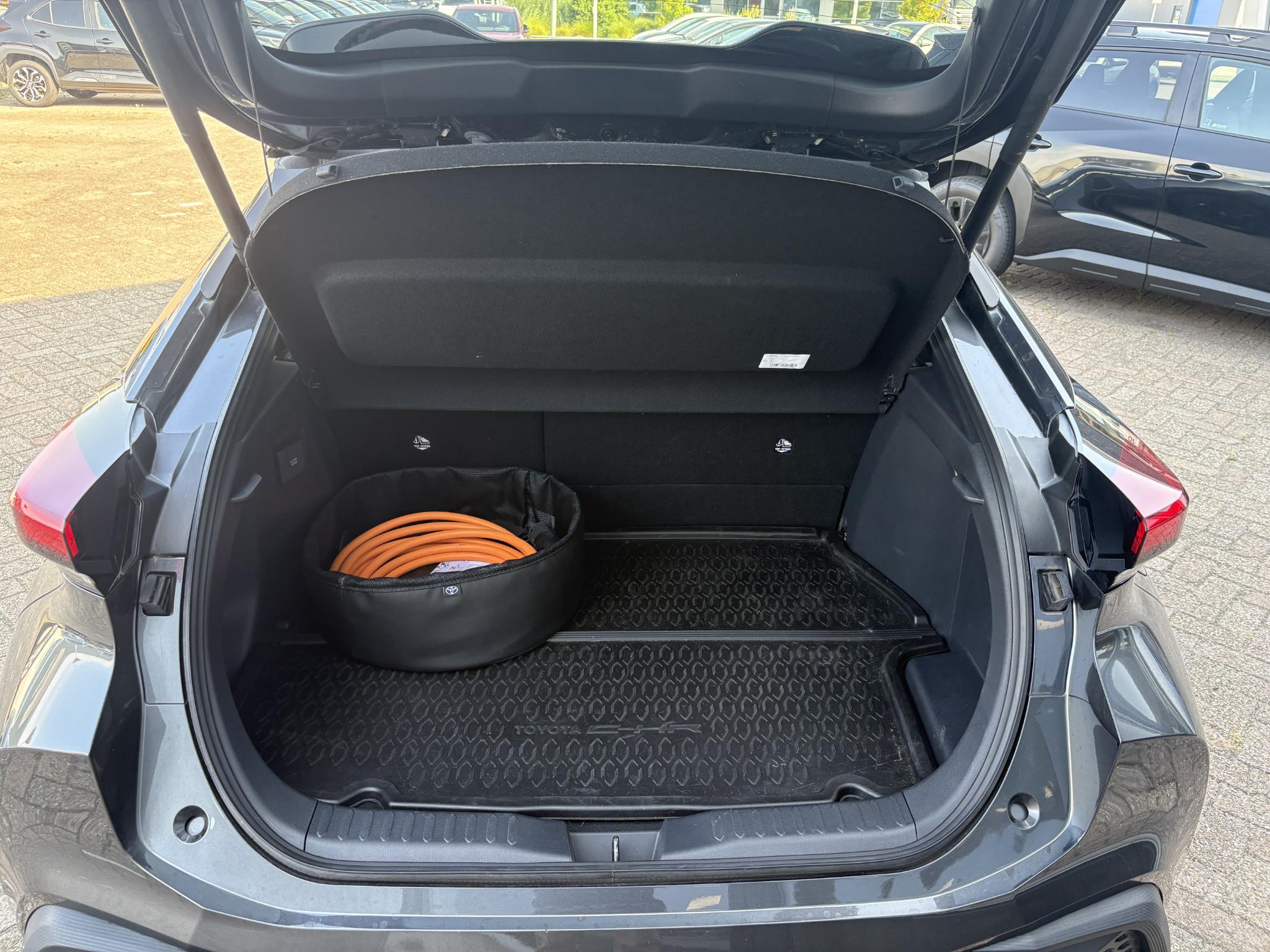 Foto van Toyota Toyota C-hr