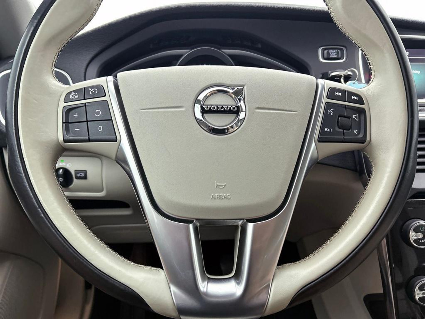 Foto van Volvo V40 Cross Country