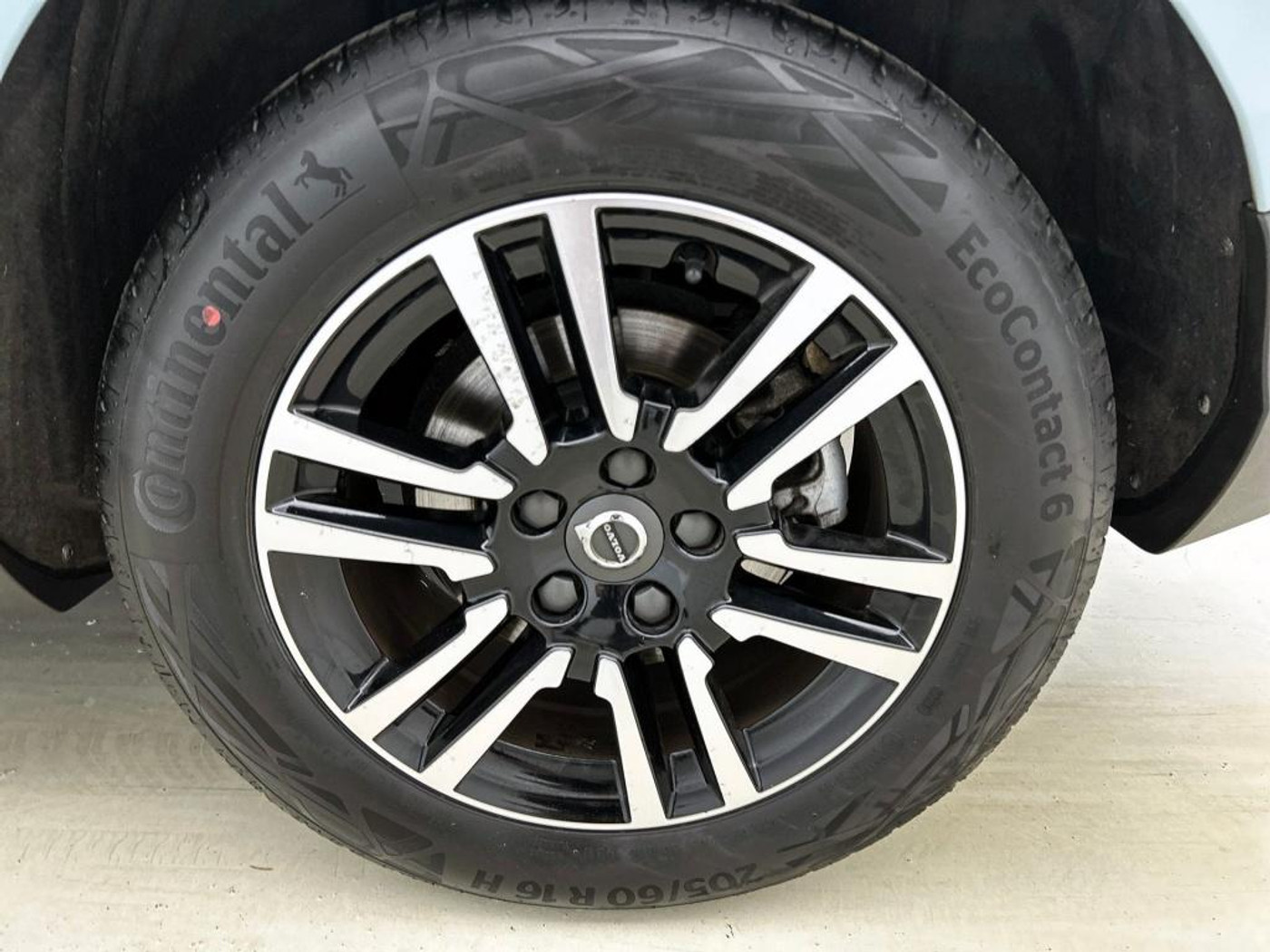 Foto van Volvo V40 Cross Country