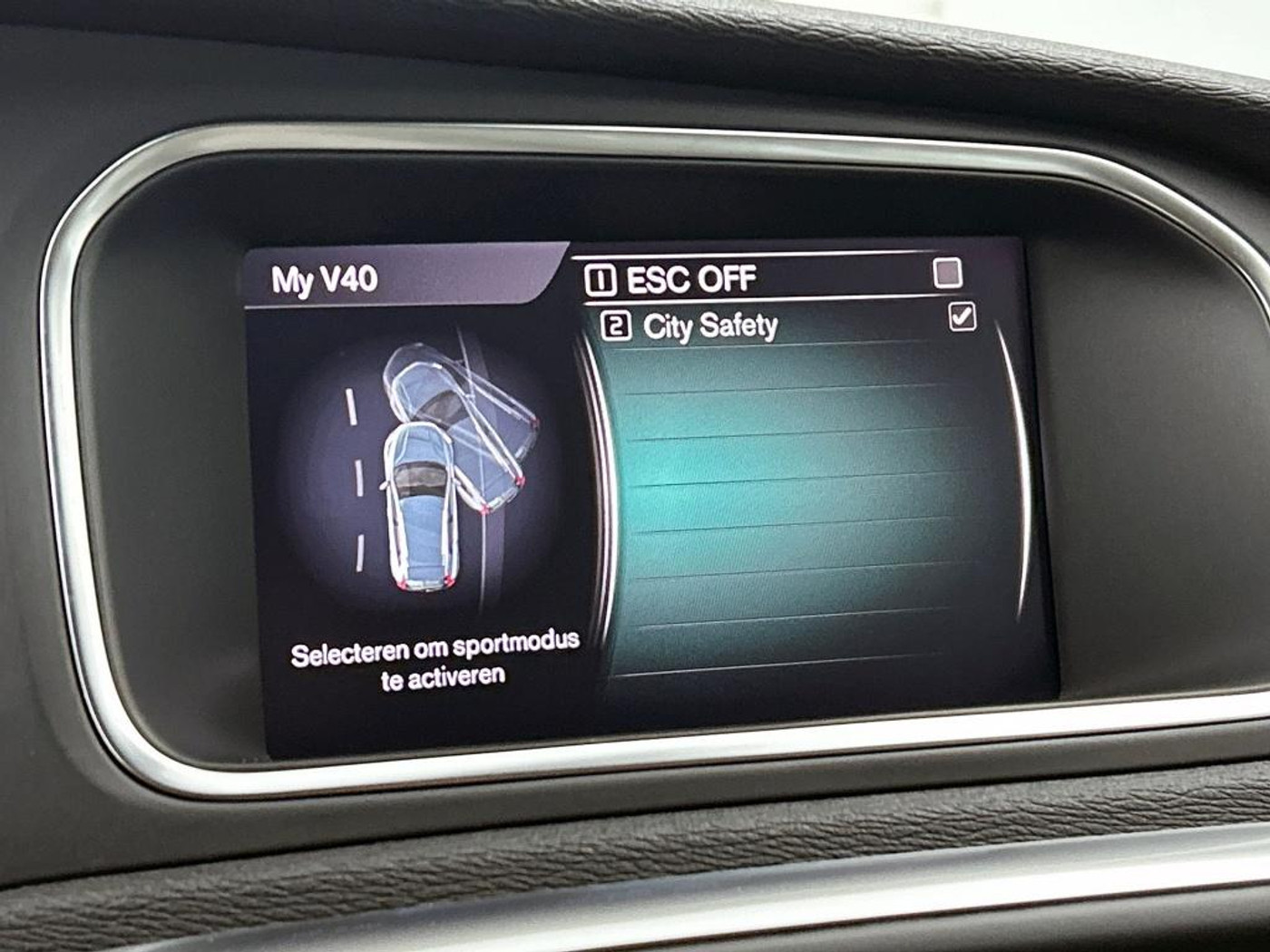 Foto van Volvo V40 Cross Country