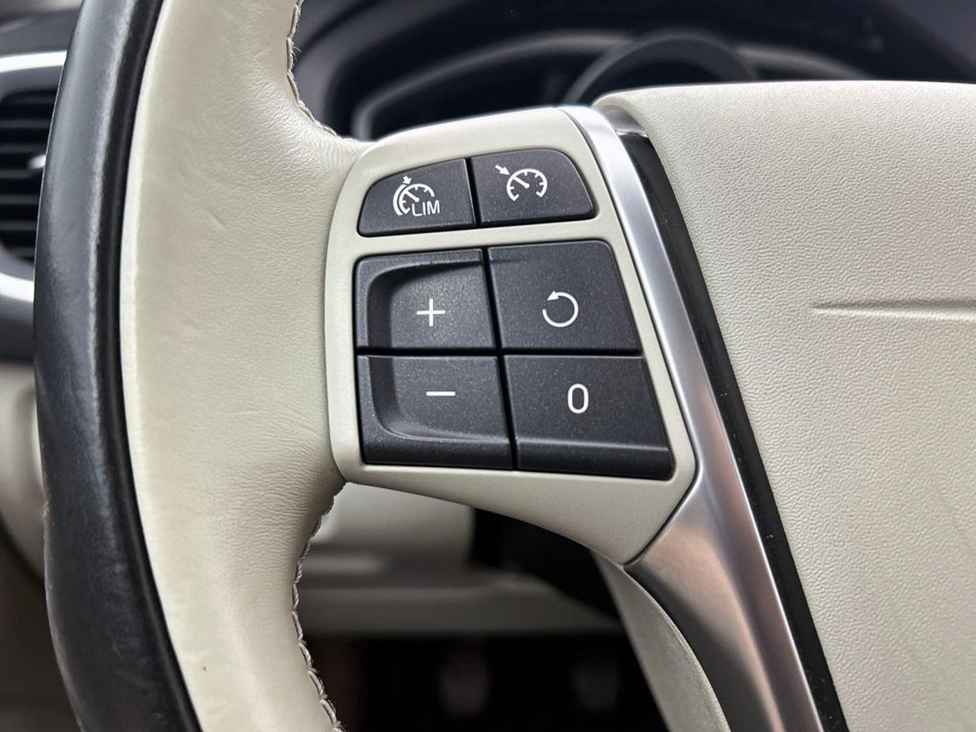 Foto van Volvo V40 Cross Country