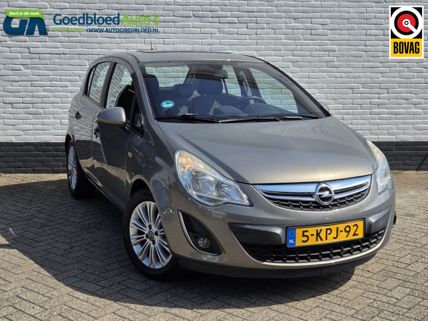 Opel Corsa 1.4-16V Cosmo | Climate Control | Unieke (NAP) km. stand 2013 - voorkant
