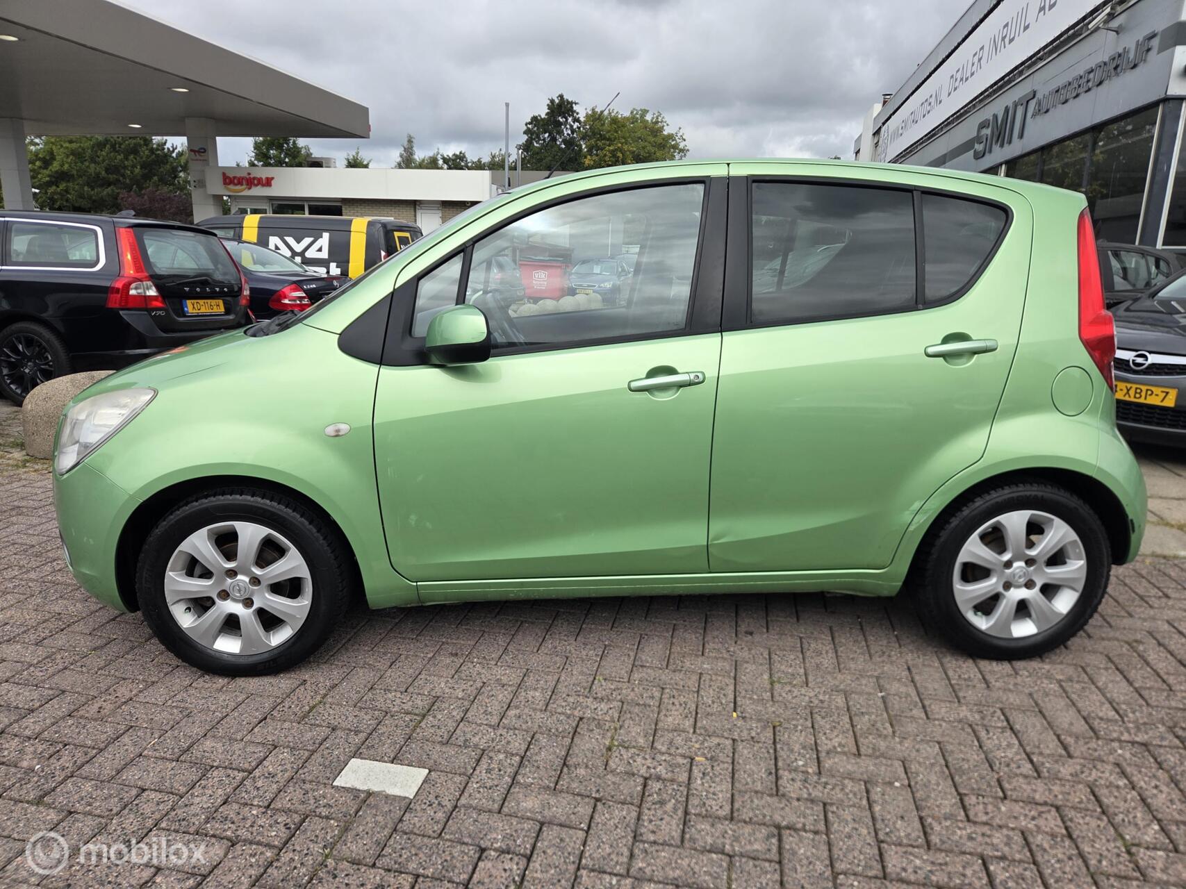 Foto van Opel Agila