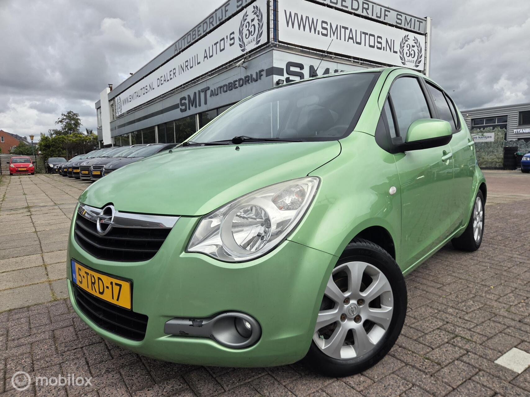 Opel Agila 1.2 Edition 5DRS/AC/Trekhaak 2009 - voorkant