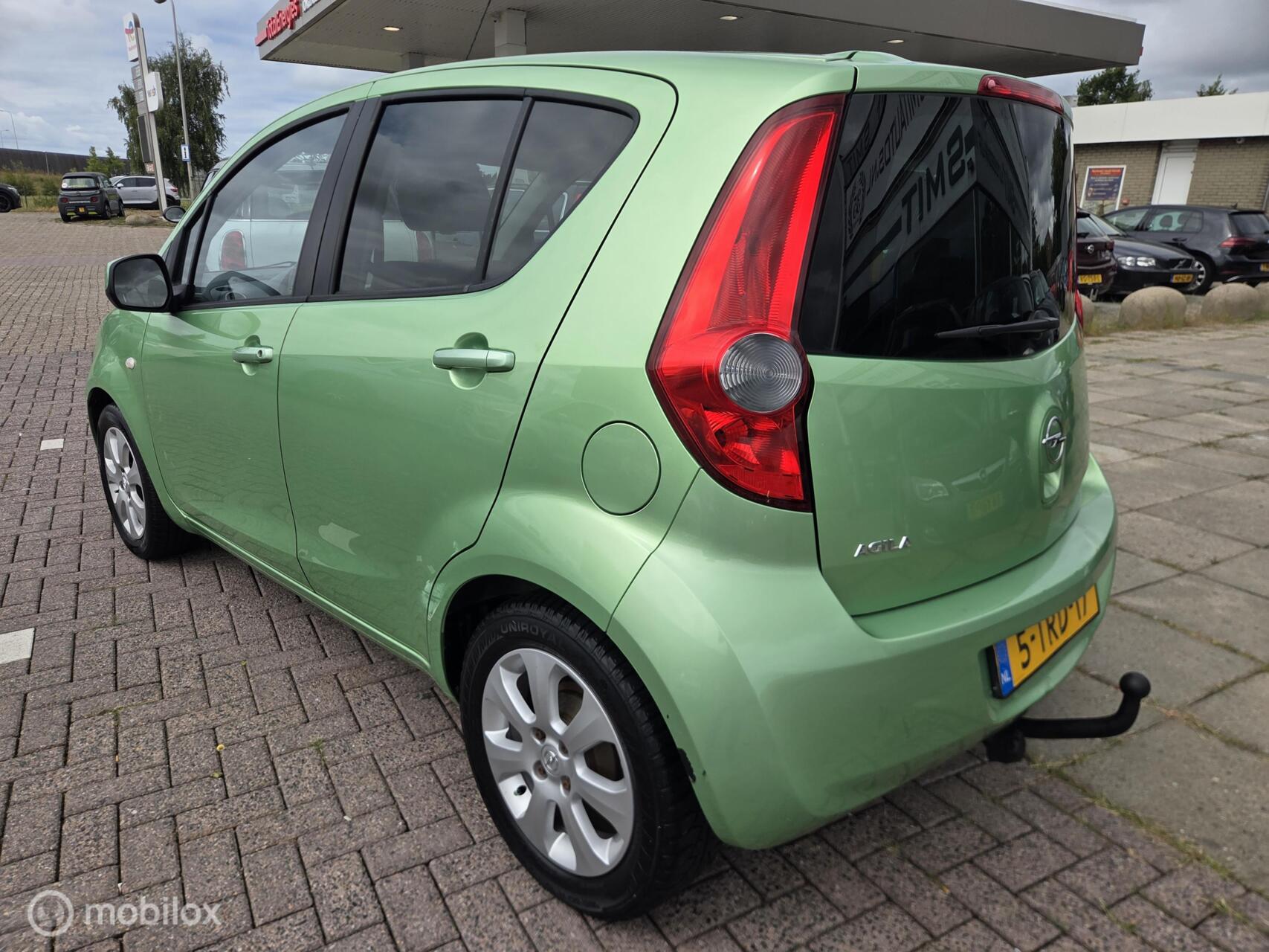Foto van Opel Agila
