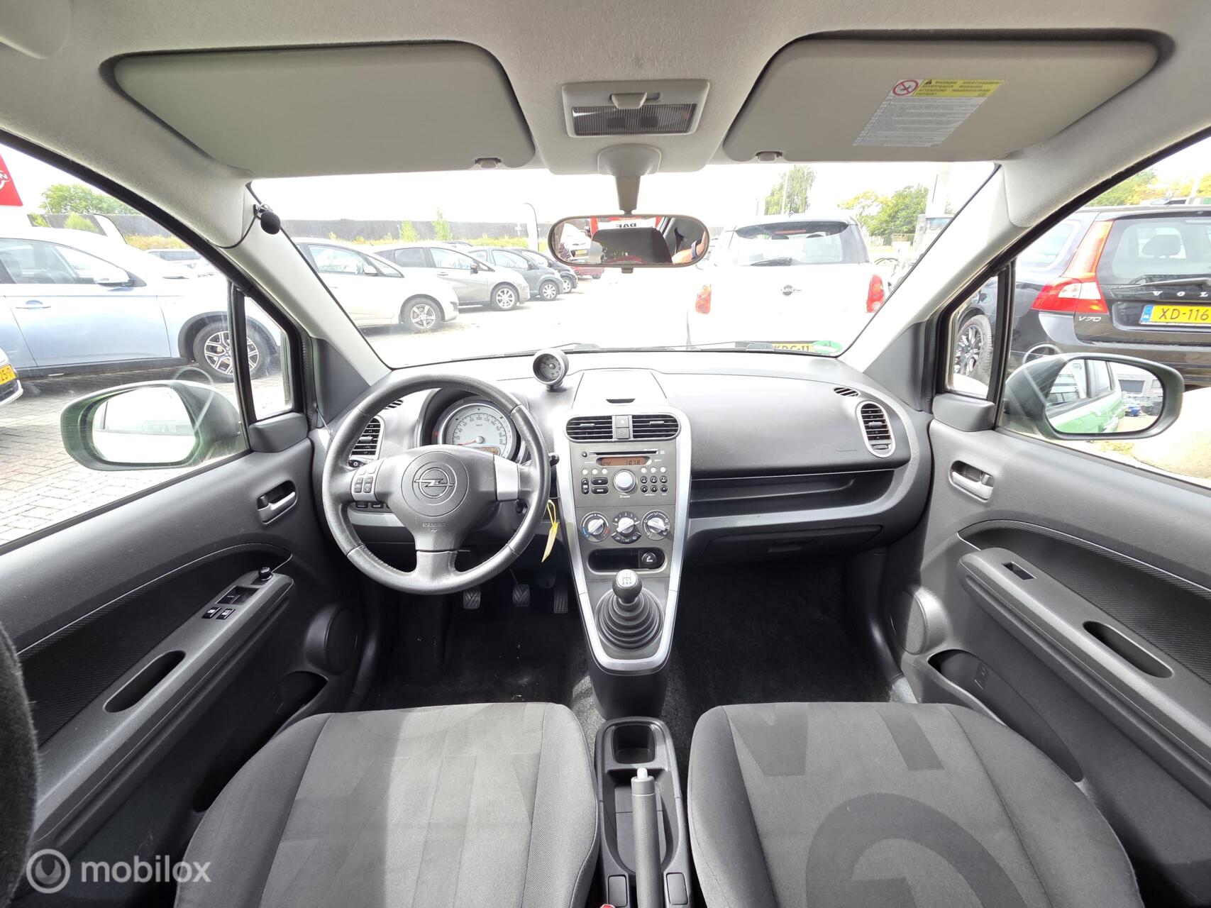 Foto van Opel Agila