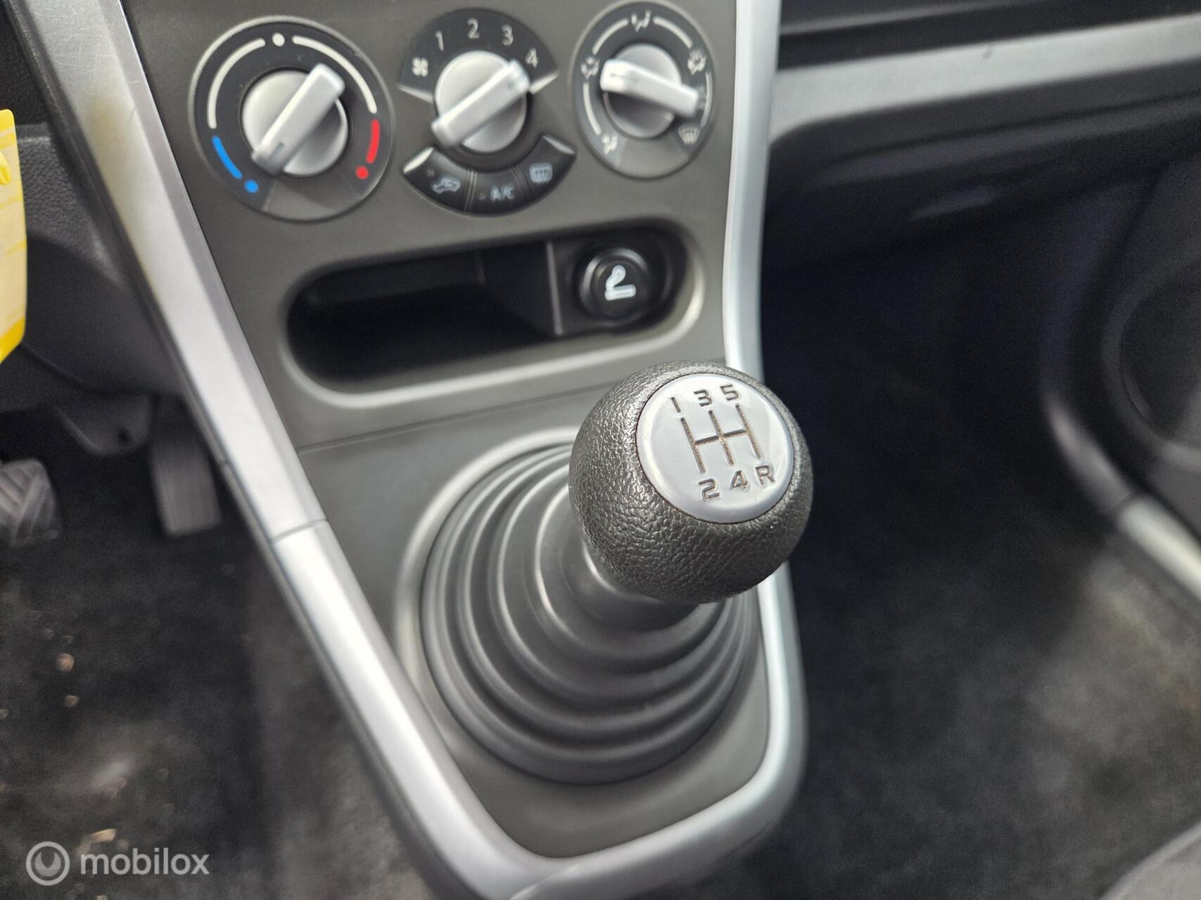 Foto van Opel Agila