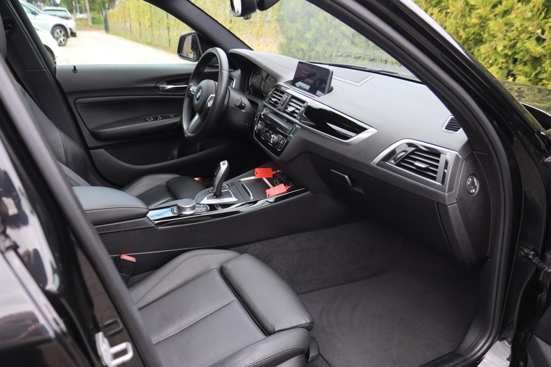 Foto van BMW 118i