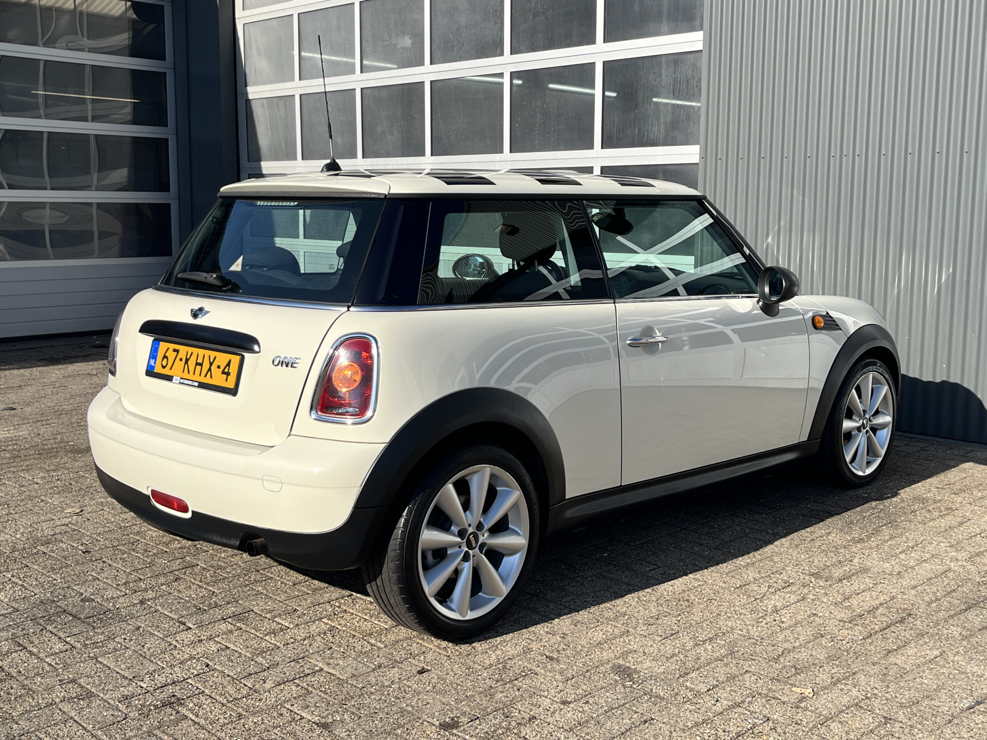Foto van Mini One