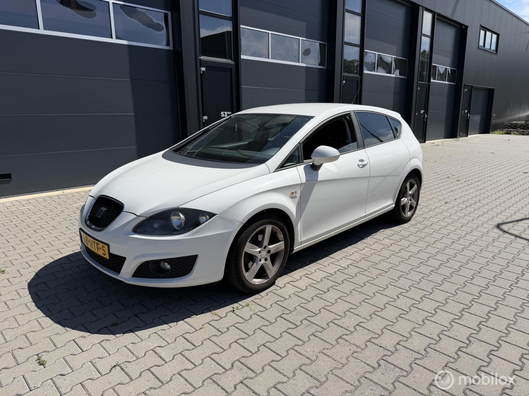 Seat Leon 1.2 TSI Sport 2010 - voorkant