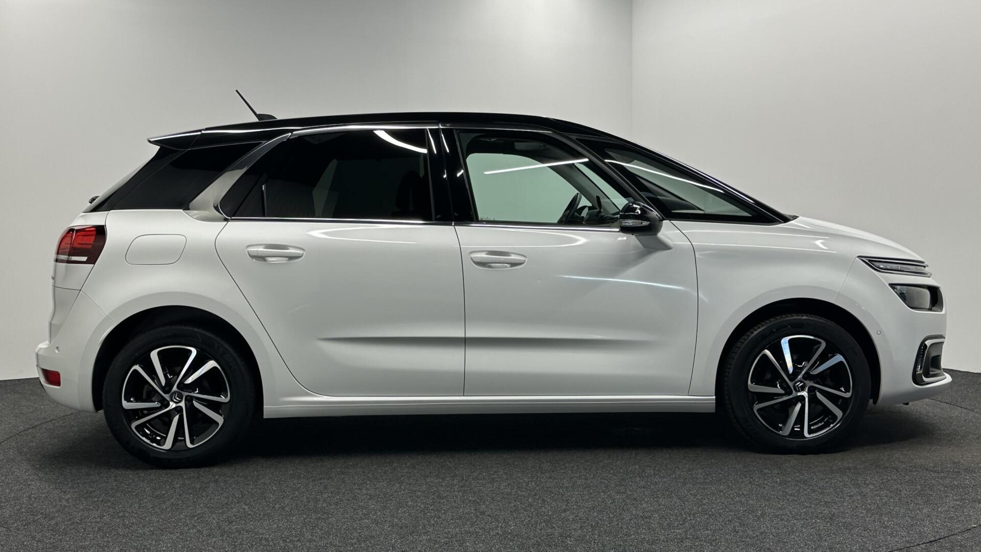 Foto van Citroen C4 Spacetourer
