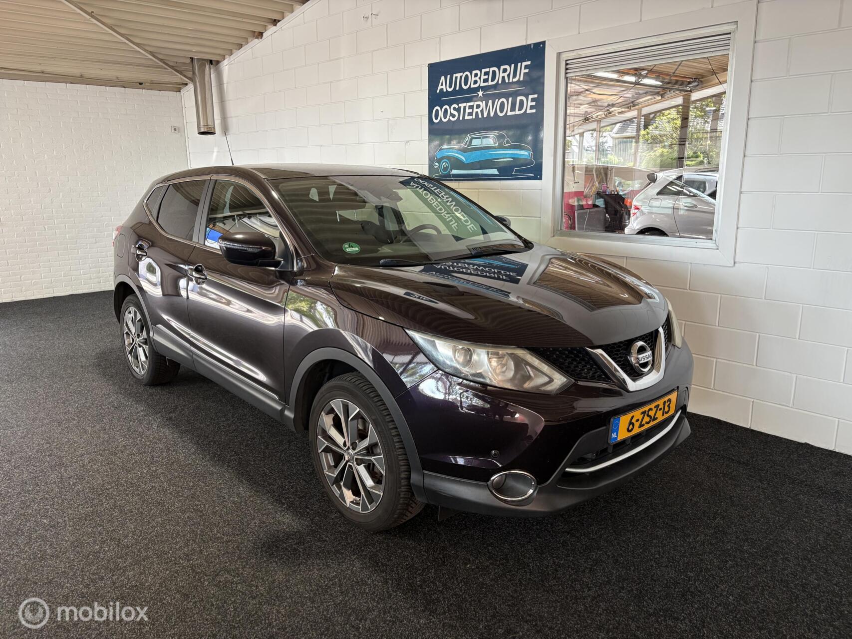 Nissan Nissan Qashqai 1.6 dCi Connect Edition Apk - Airco - Cruise - Navi 2015 - voorkant