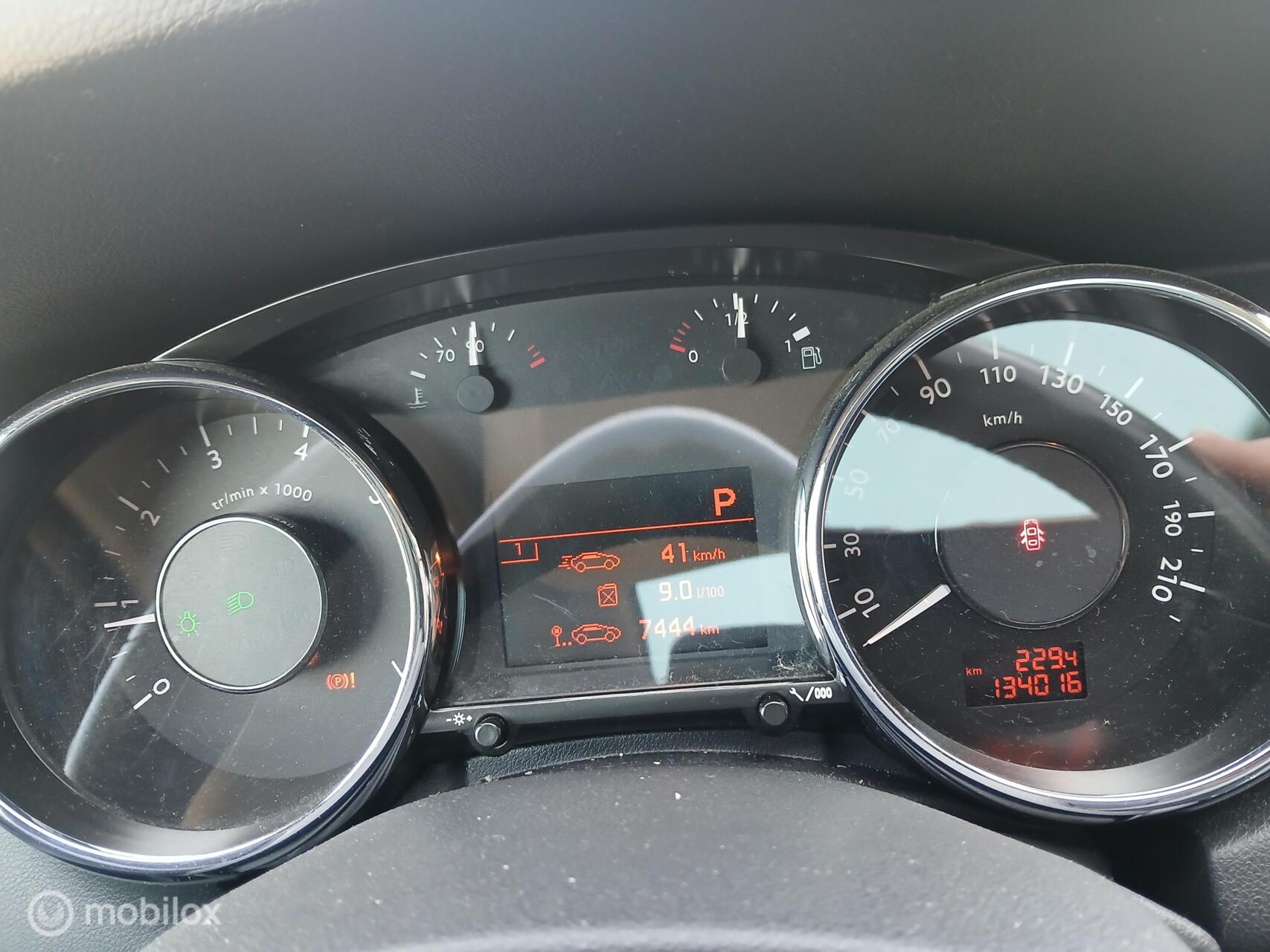 Foto van Peugeot 5008