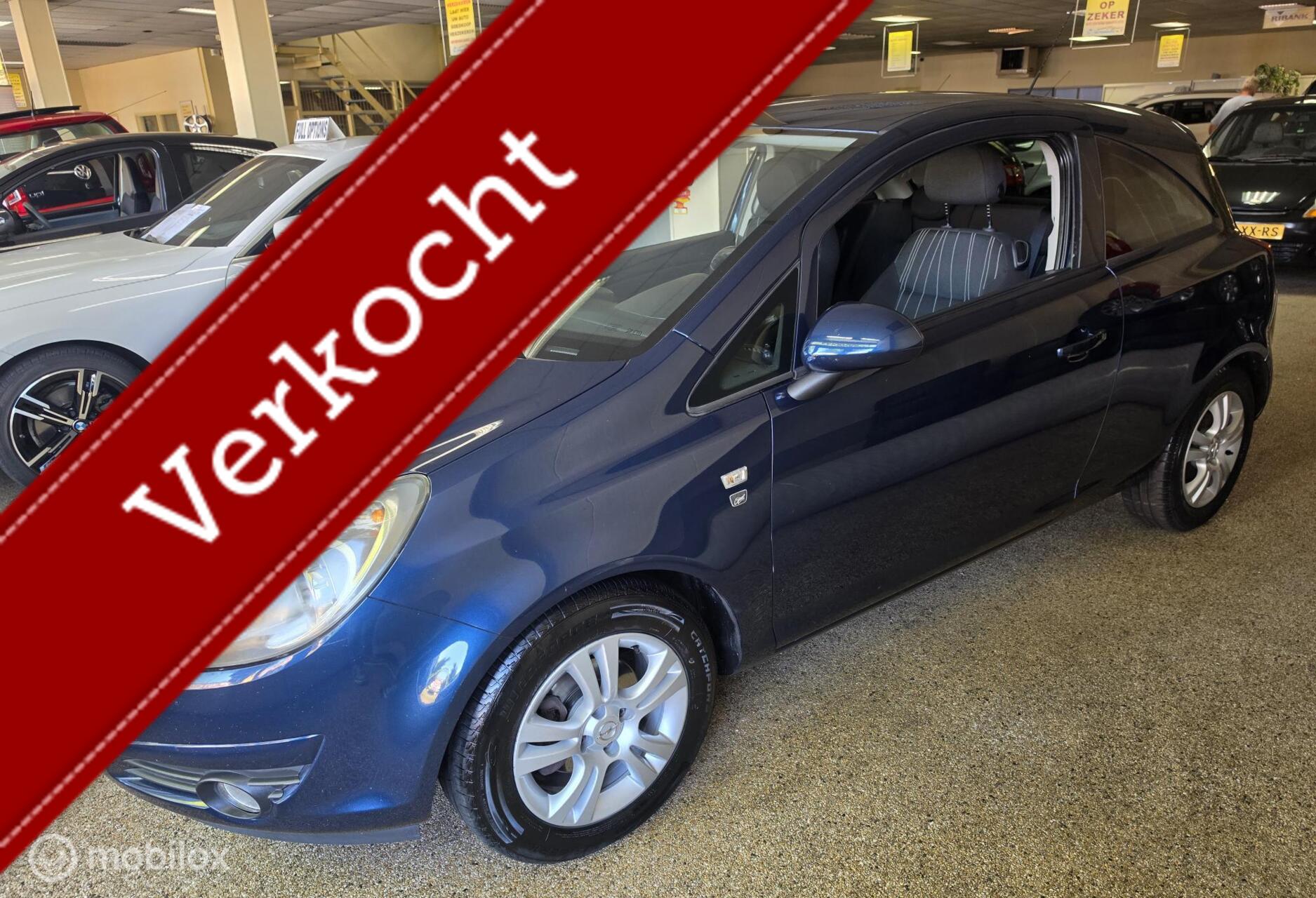 Opel Corsa 1.4-16V 3 deurs Airco 2011 - voorkant
