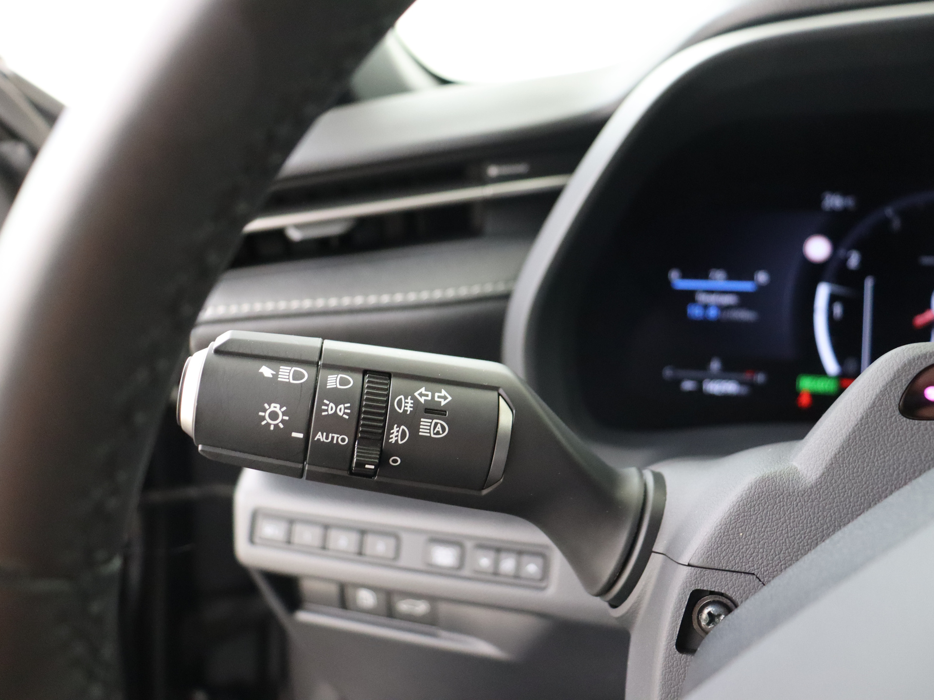 Foto van Lexus Lexus LBX