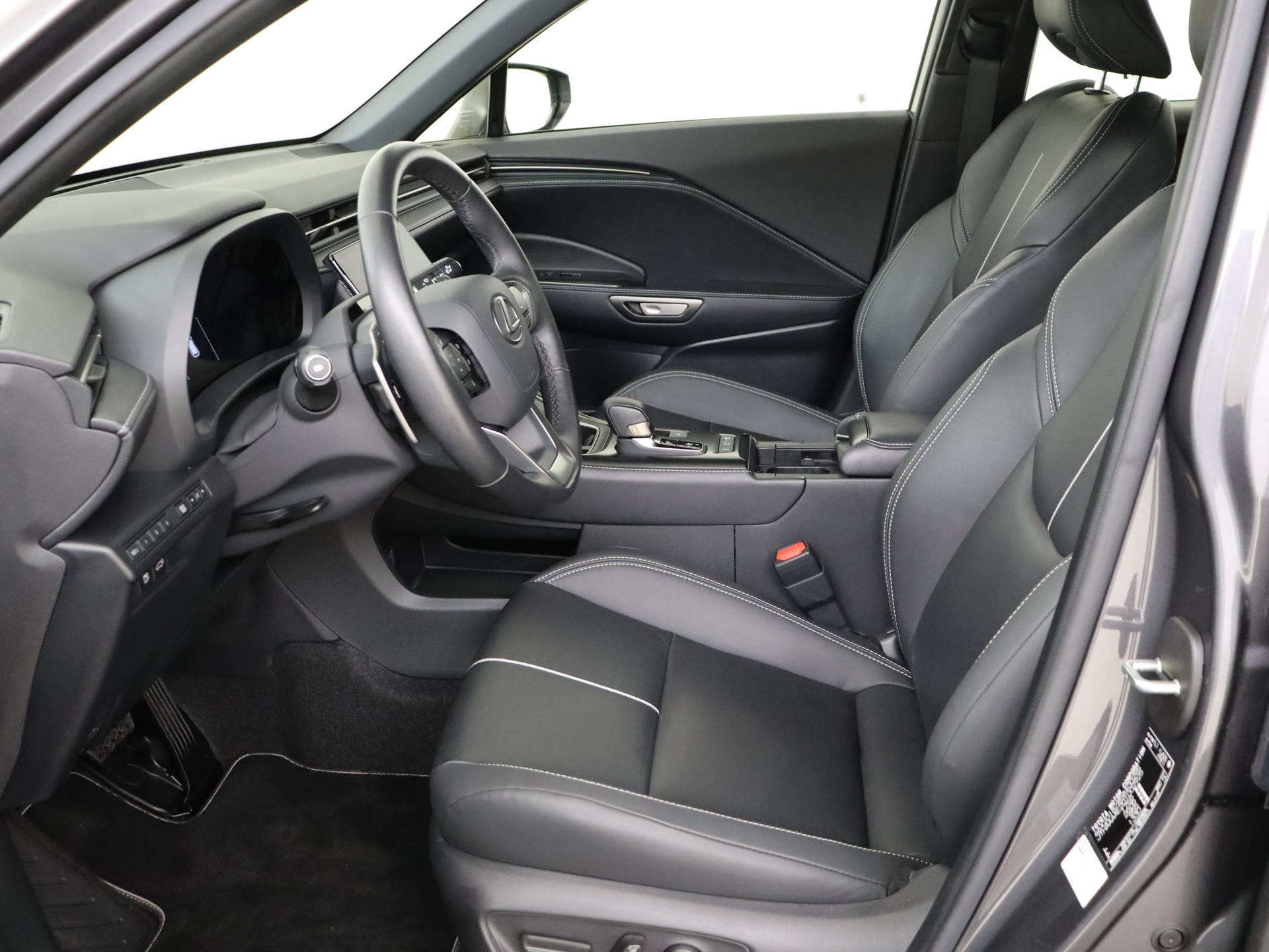 Foto van Lexus Lexus LBX