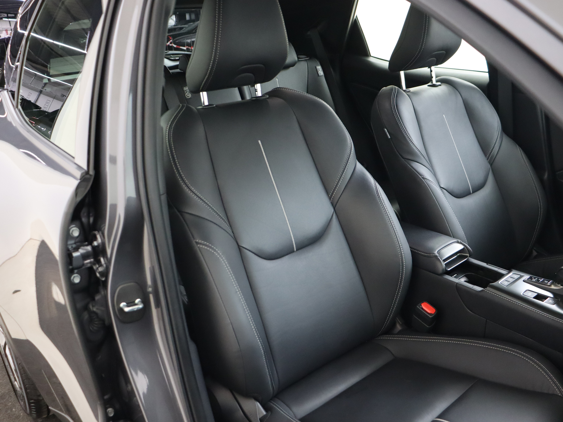 Foto van Lexus Lexus LBX