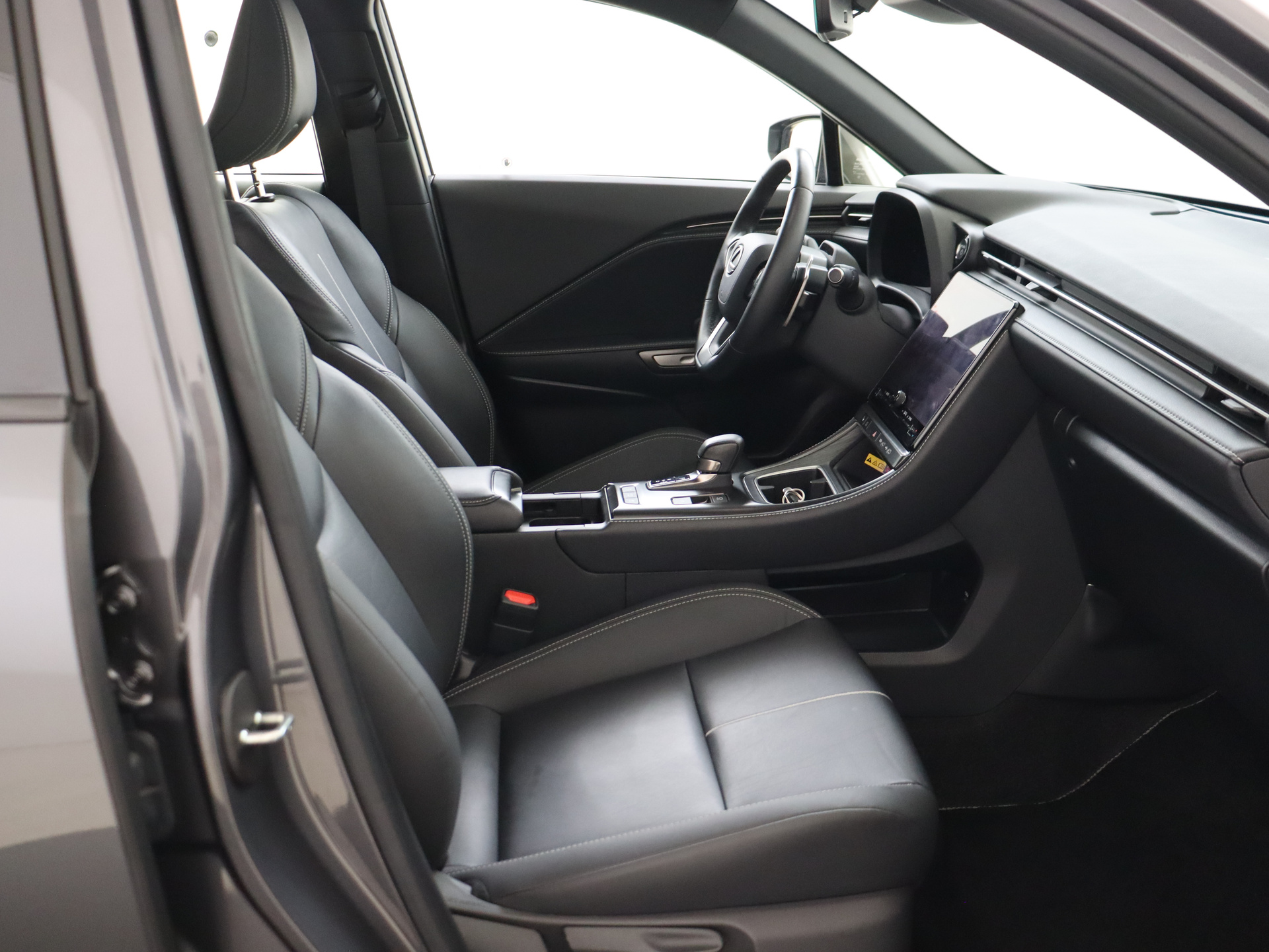 Foto van Lexus Lexus LBX