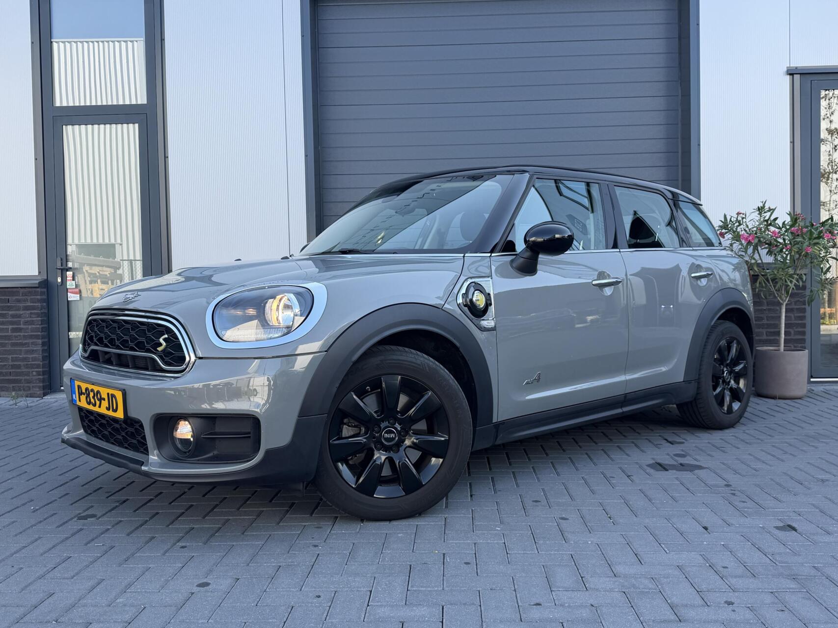 Mini Countryman Cooper Se All4 1.5 Cooper S E ALL4 2019 - voorkant