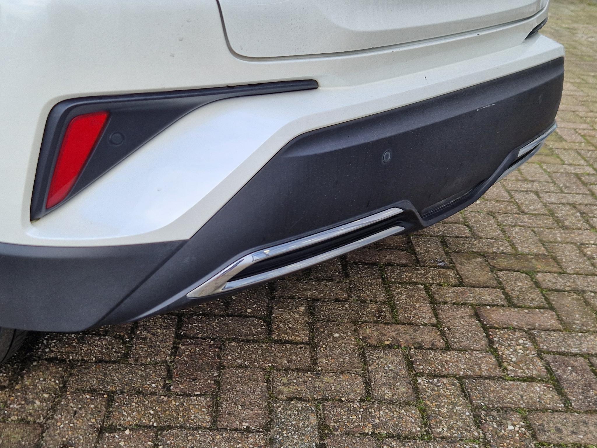 Foto van Toyota C-hr